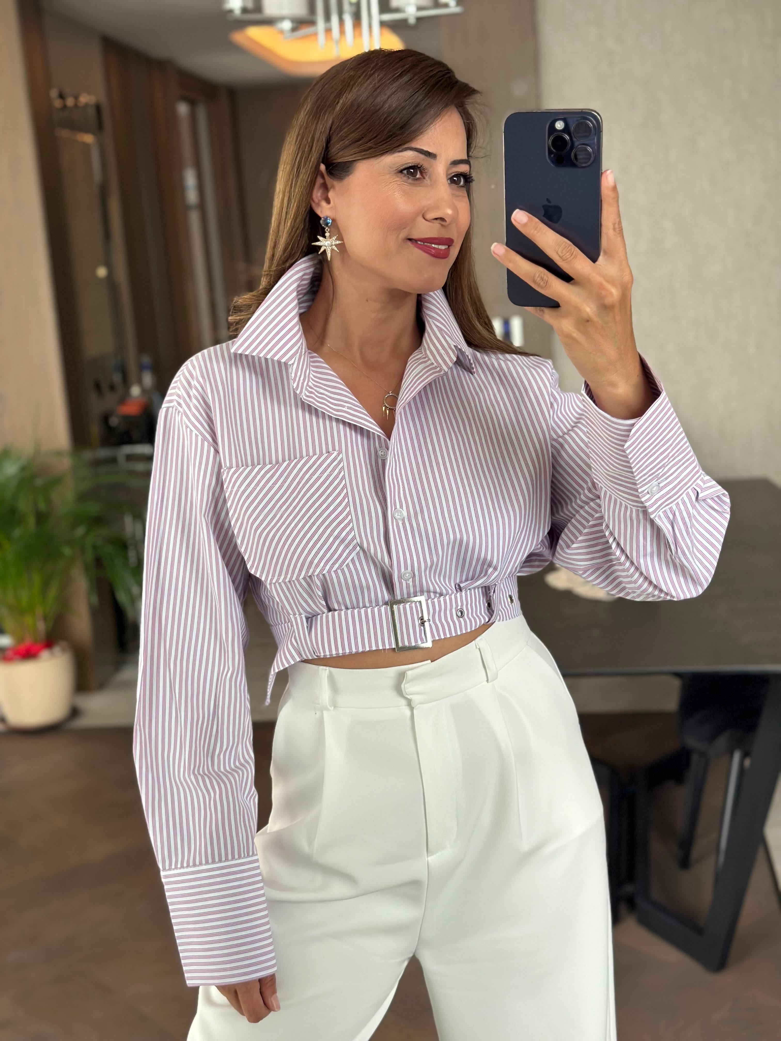 Pembe Kemer Detay Çizgili Kadın Crop Gömlek