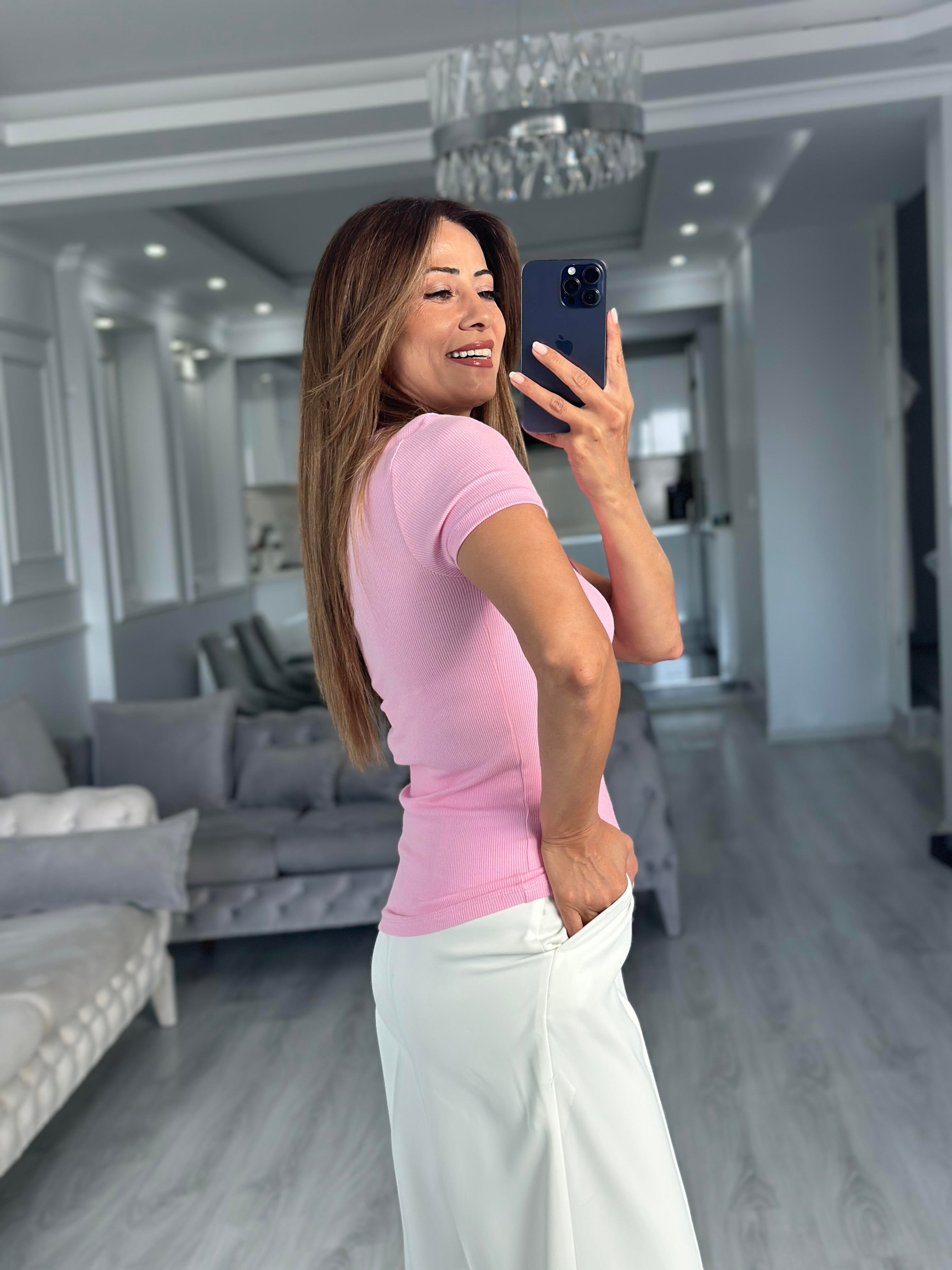 Pembe Kısa Kol Çıtçıt Düğmeli Bisiklet Yaka Kaşkorse Kadın Body