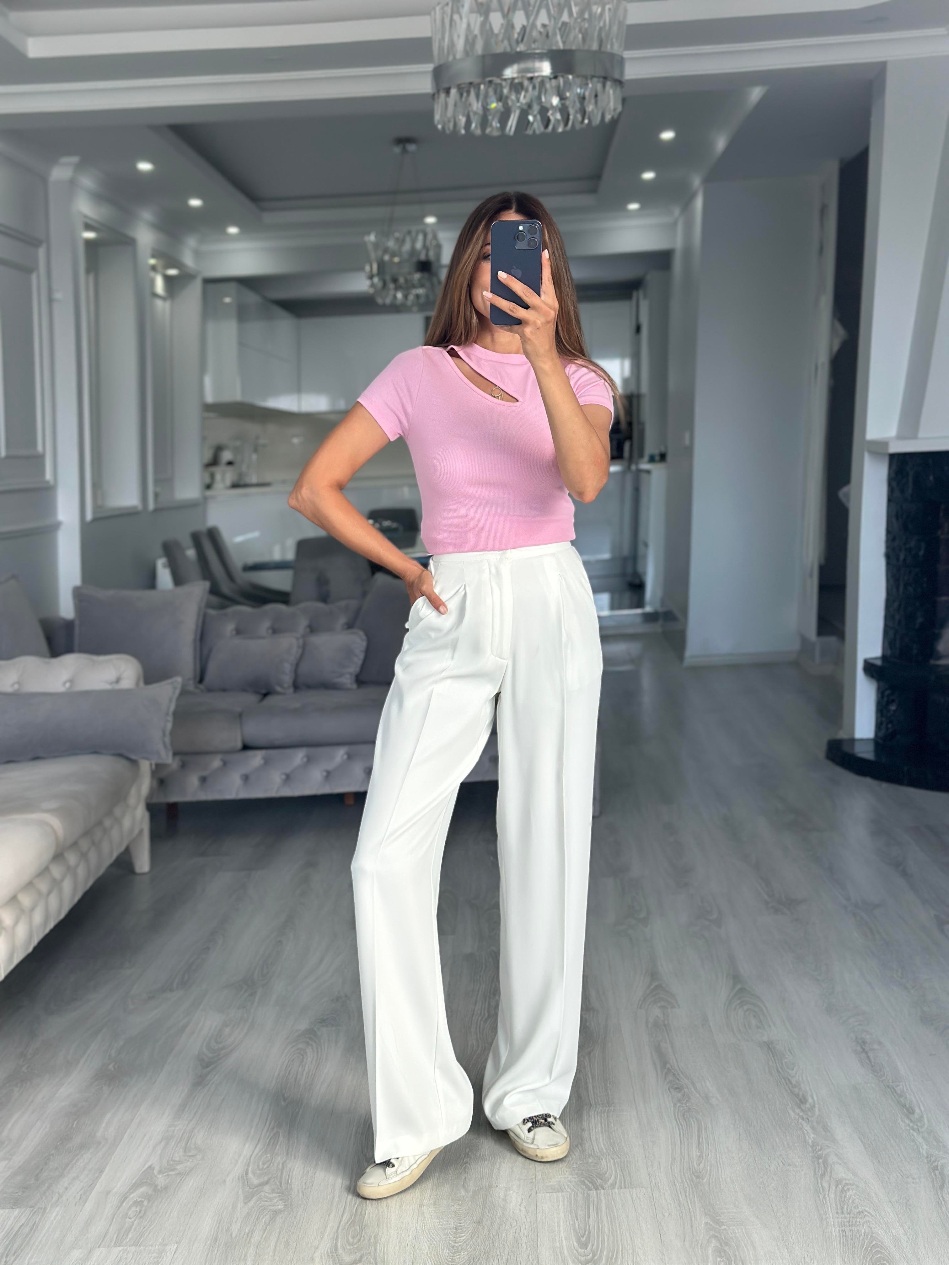 Pembe Önü Dekolteli Kısa Kol Bisiklet Yaka Kadın Body