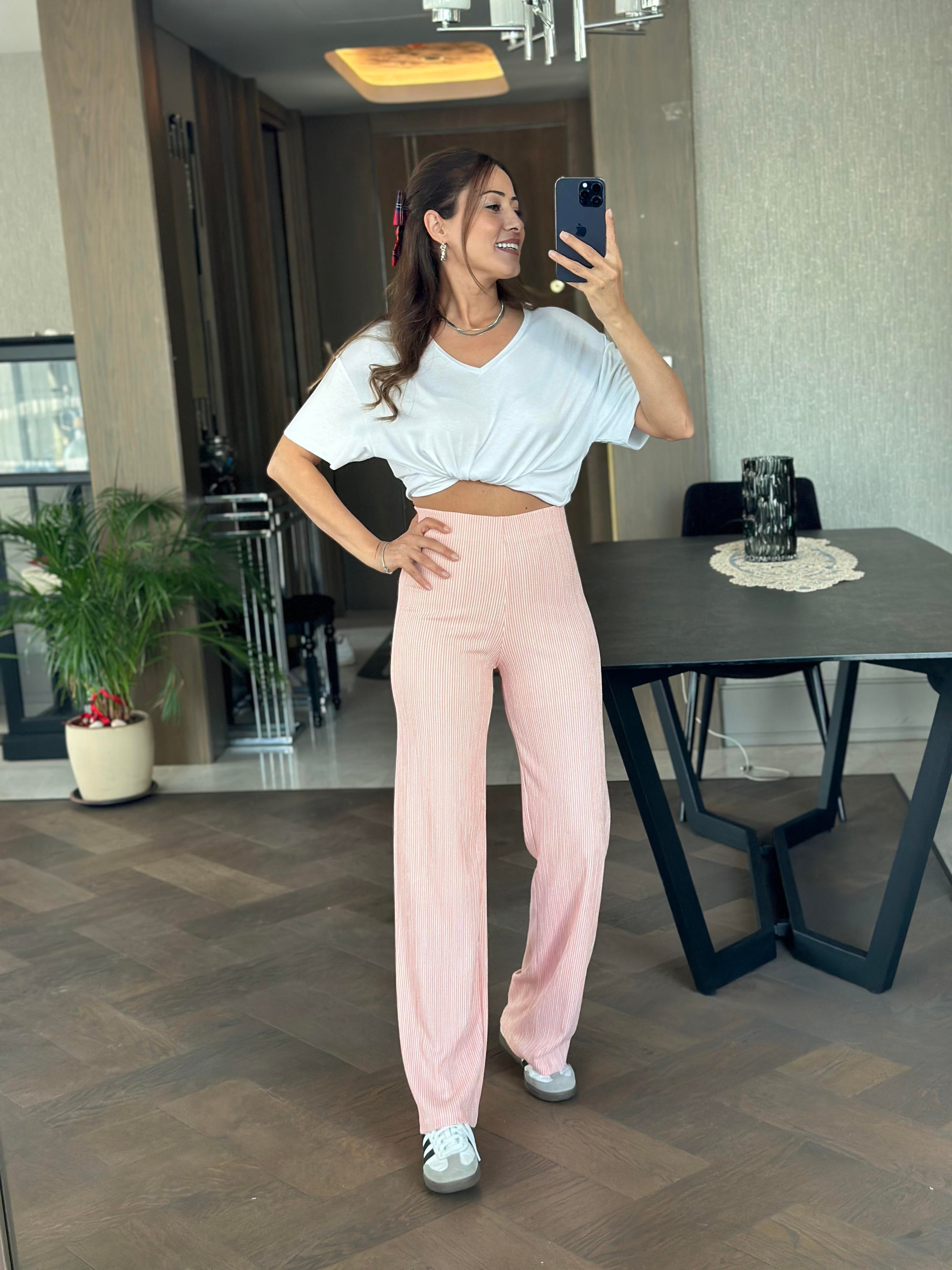 Pudra İnce Çizgili Beli Lastikli Bürümcük Kadın Pantolon