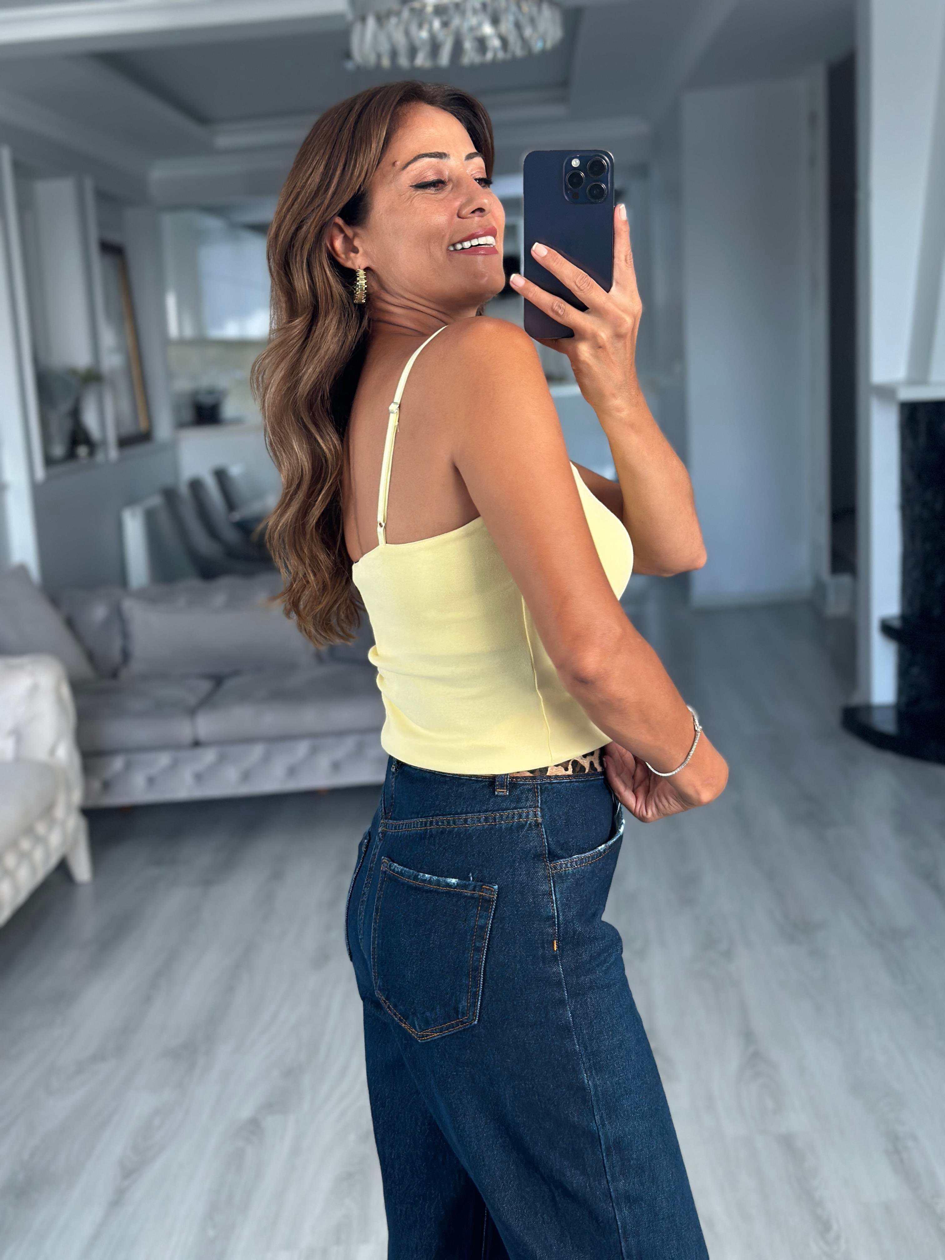 Sarı Ayarlanabilir Askılı Kadın Atlet Body