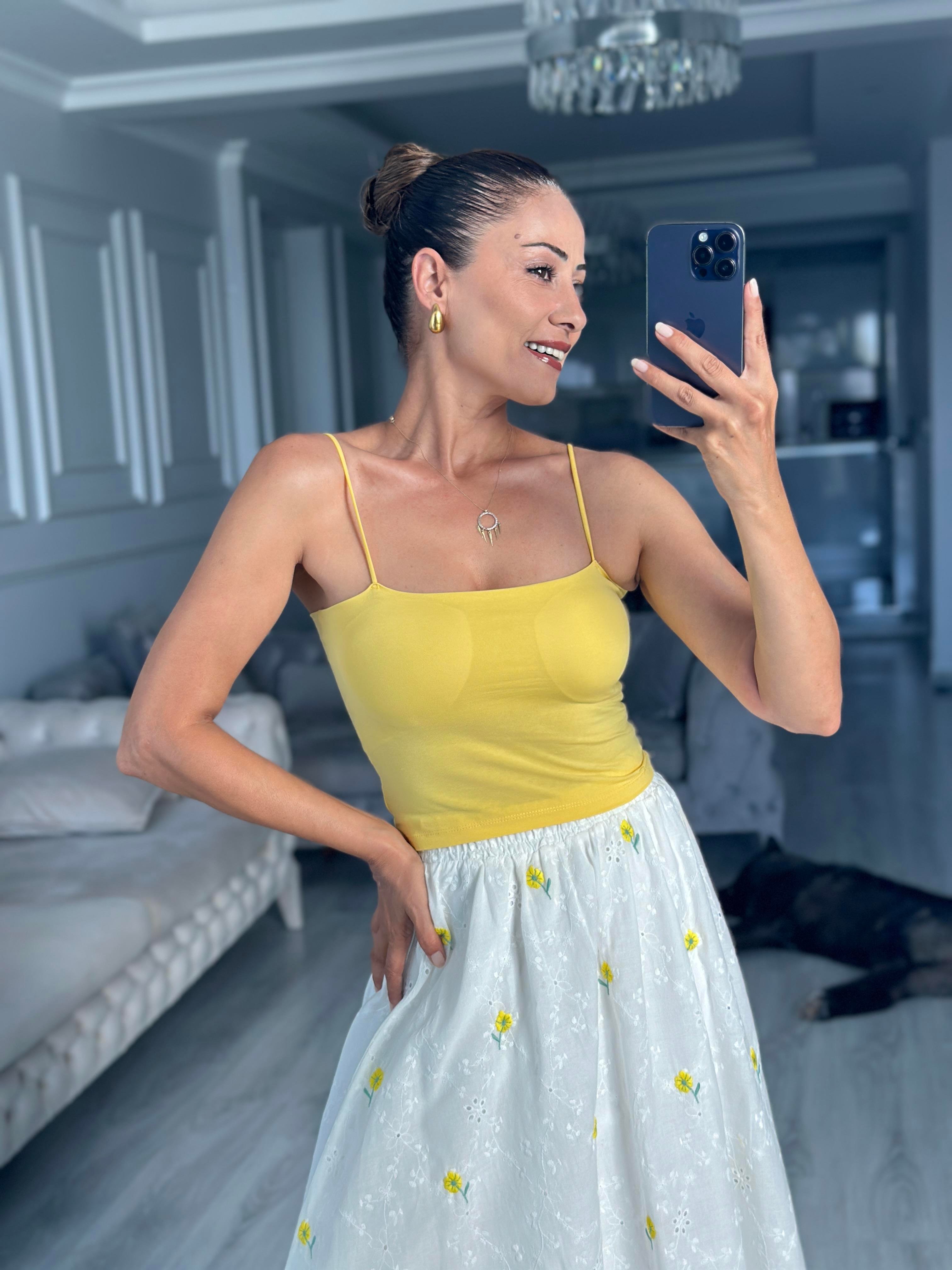 Sarı Kuplu Lastik Askılı Kadın Body