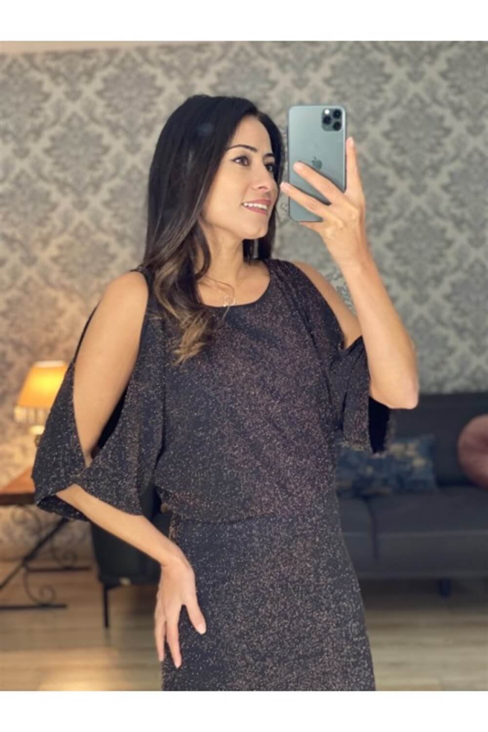 Simli Sırt Ve Kol Dekolteli Elbise