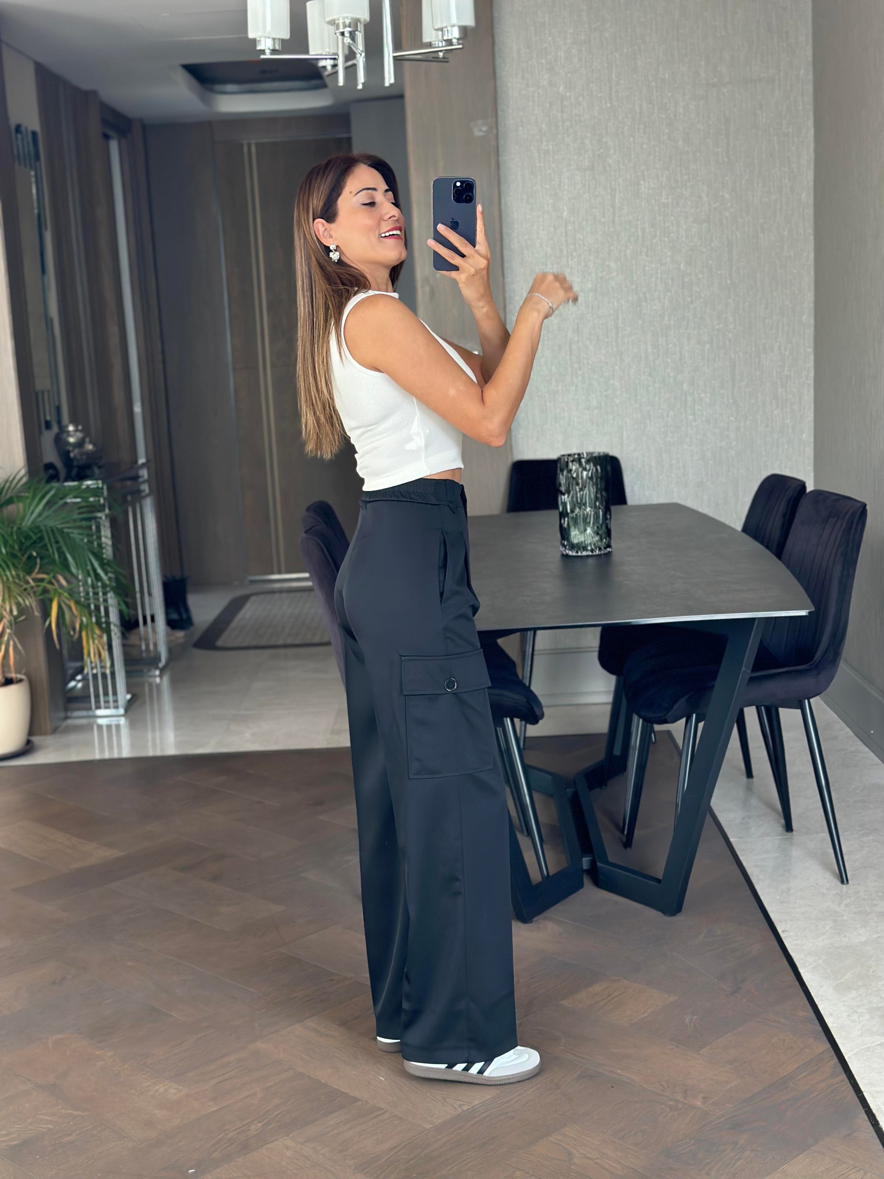 Siyah Arka Beli Lastikli Kargo Cepli Kadın Pantolon