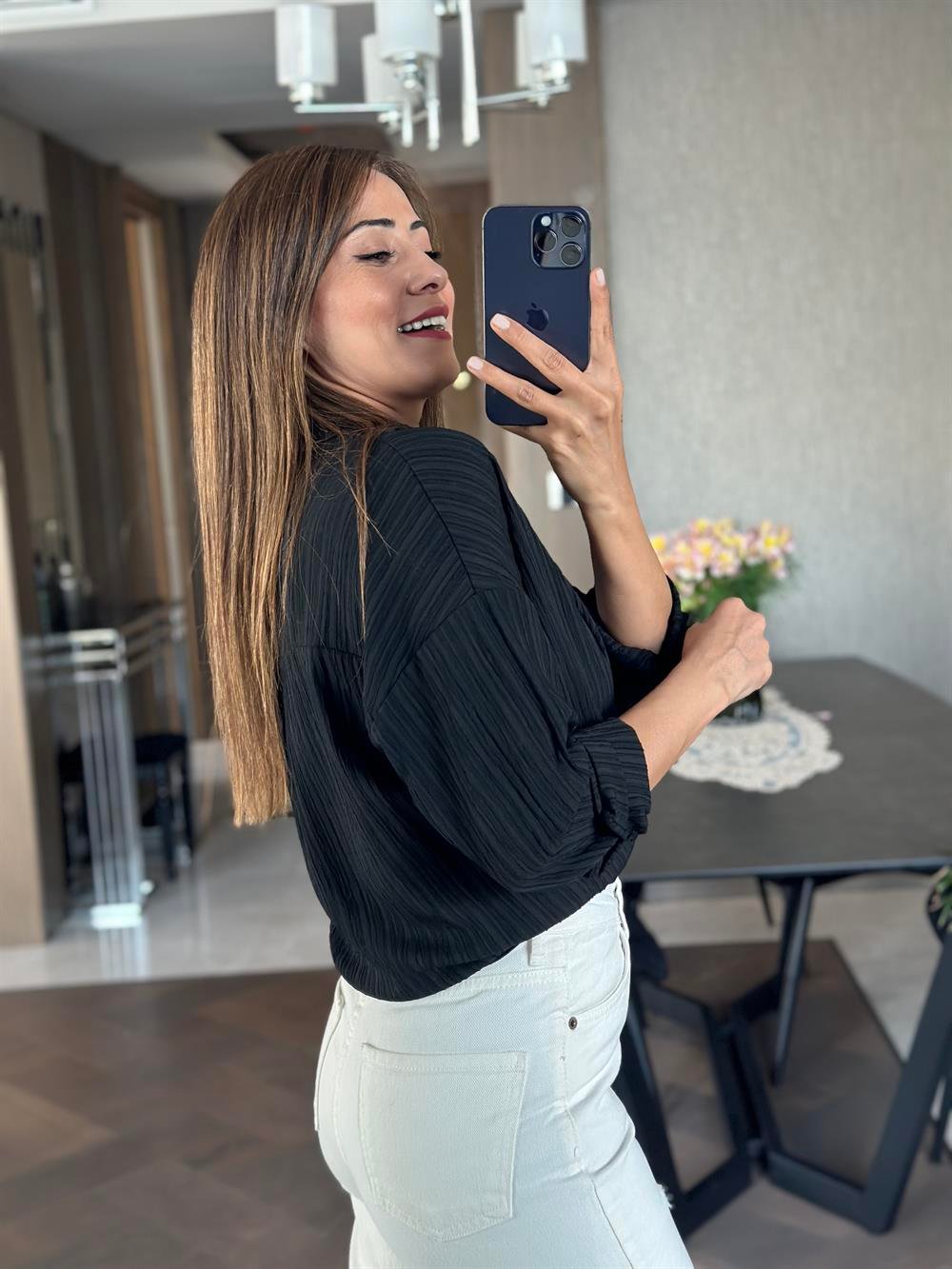 Siyah Asimetrik Tek Cepli Dokulu Kadın Gömlek