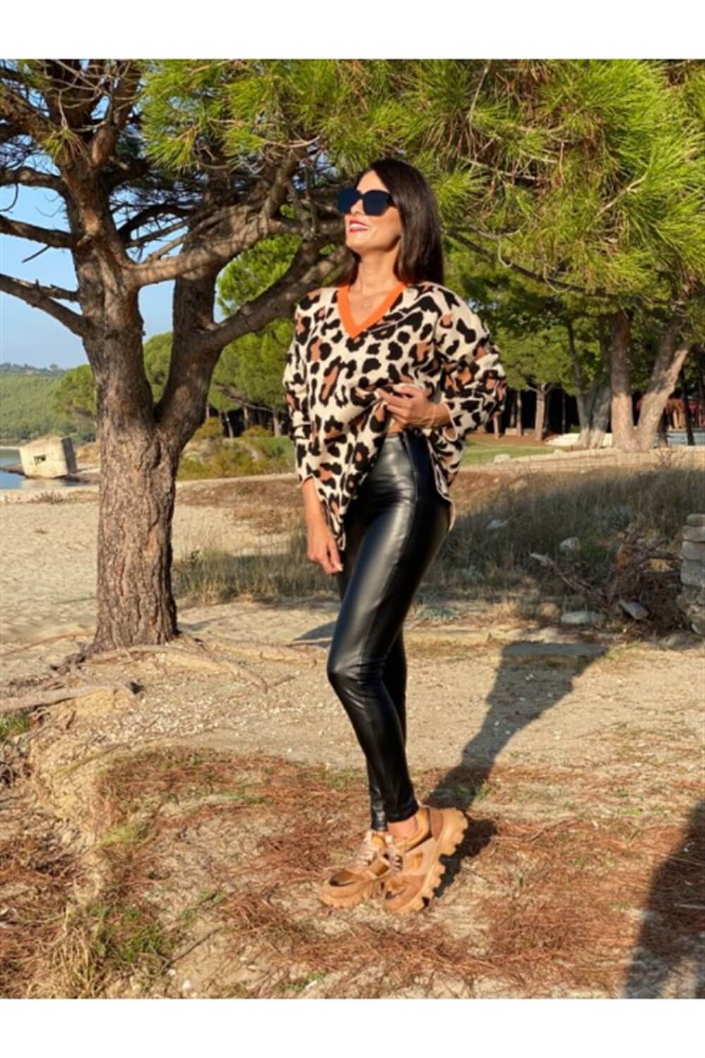 Siyah Bel Lastikli Deri Tayt Pantolon 