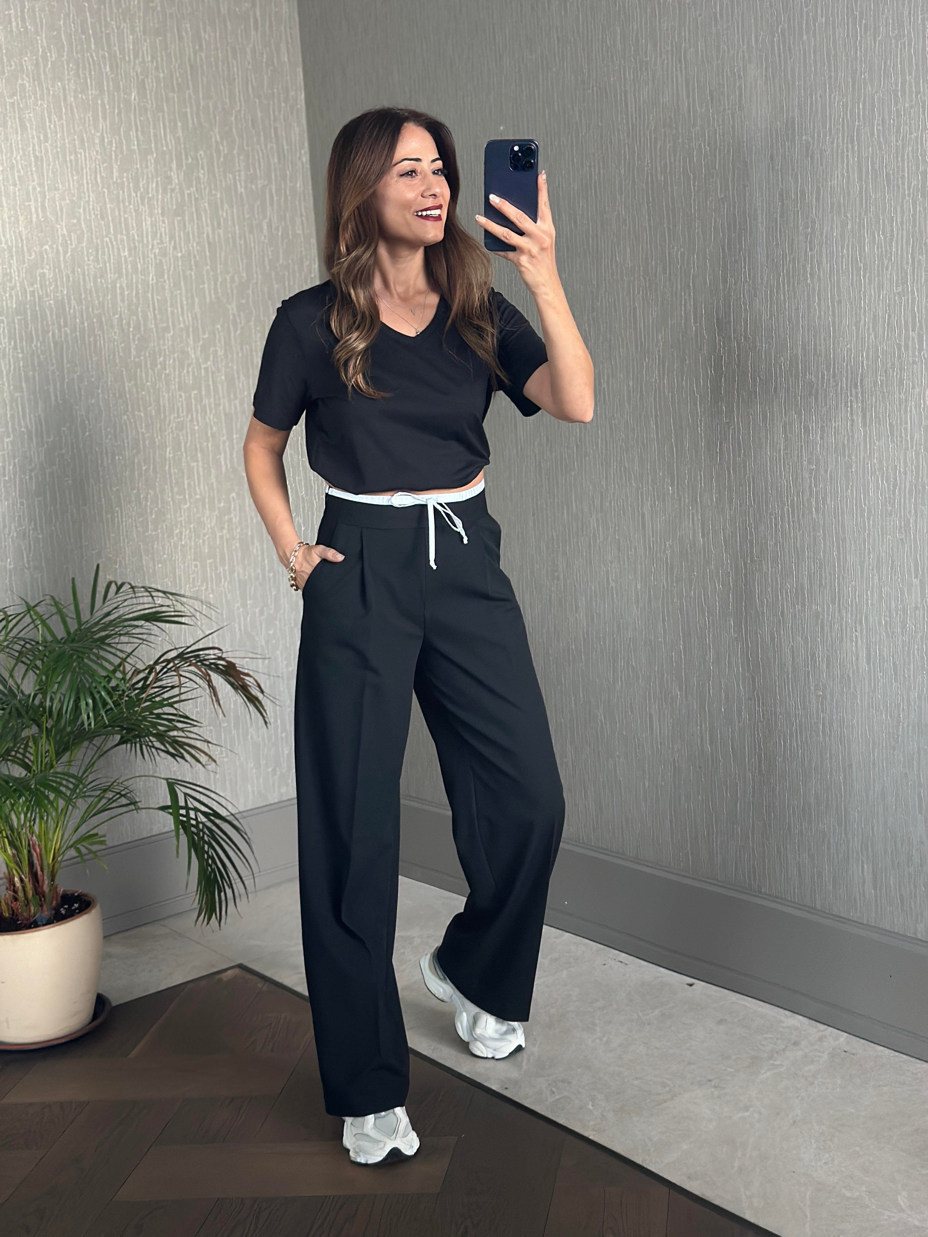 Siyah Beli Beyaz Garnili Yanı Fermuarlı Kumaş Kadın Pantolon