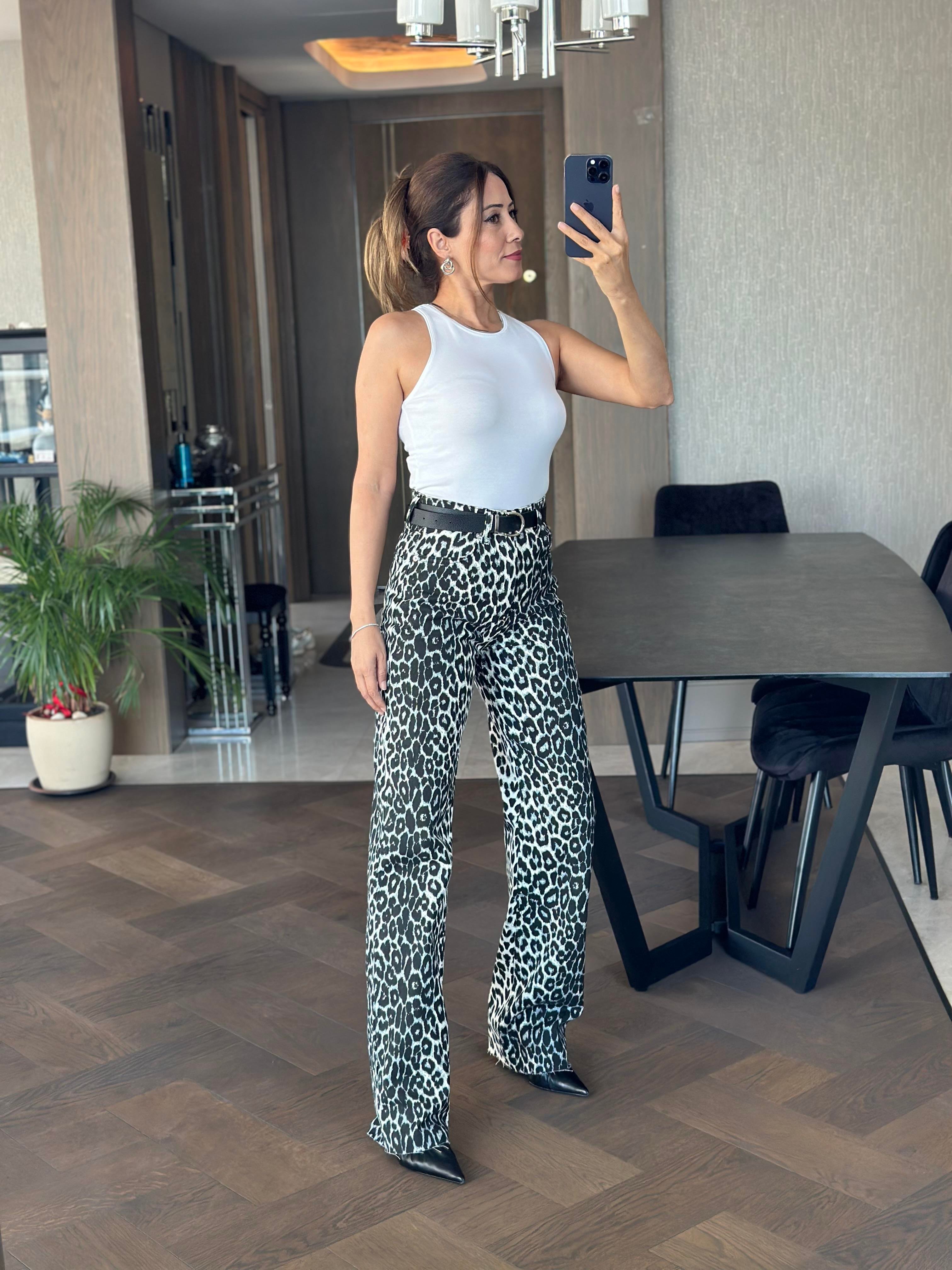 Siyah Beyaz Leopar Desen Orjinal Marka Straight Kadın Jean Pantolon