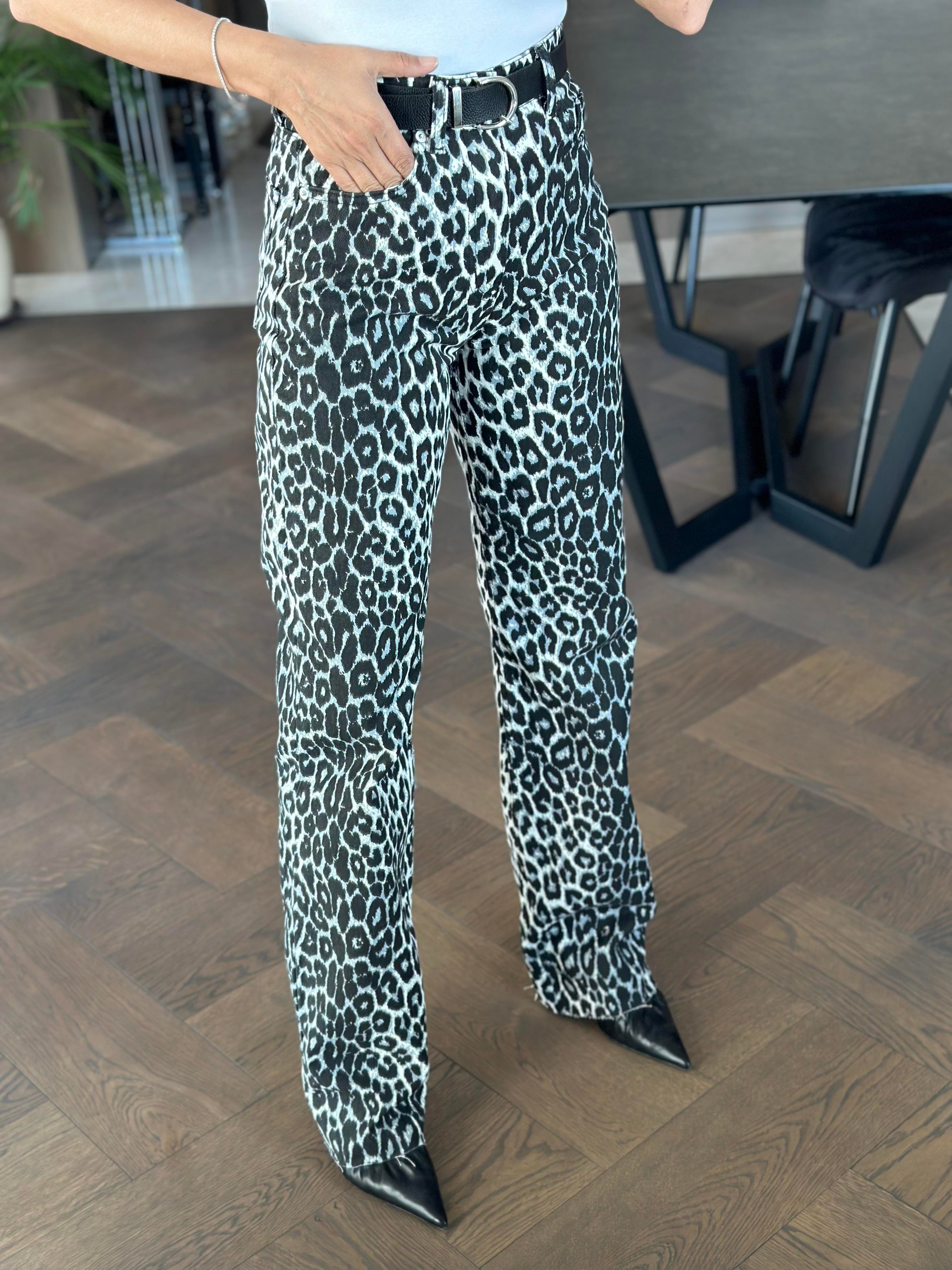 Siyah Beyaz Leopar Desen Orjinal Marka Straight Kadın Jean Pantolon