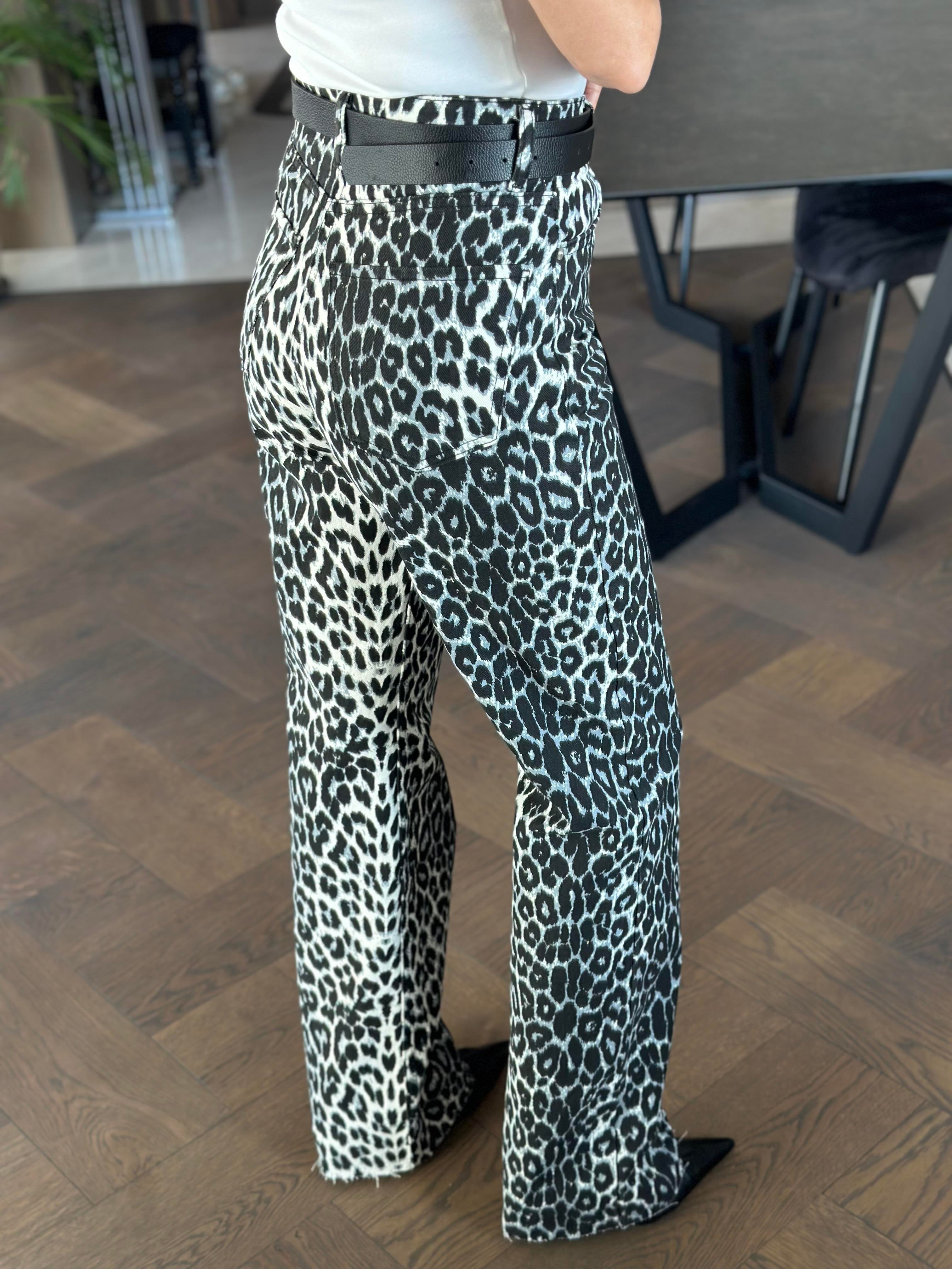 Siyah Beyaz Leopar Desen Orjinal Marka Straight Kadın Jean Pantolon