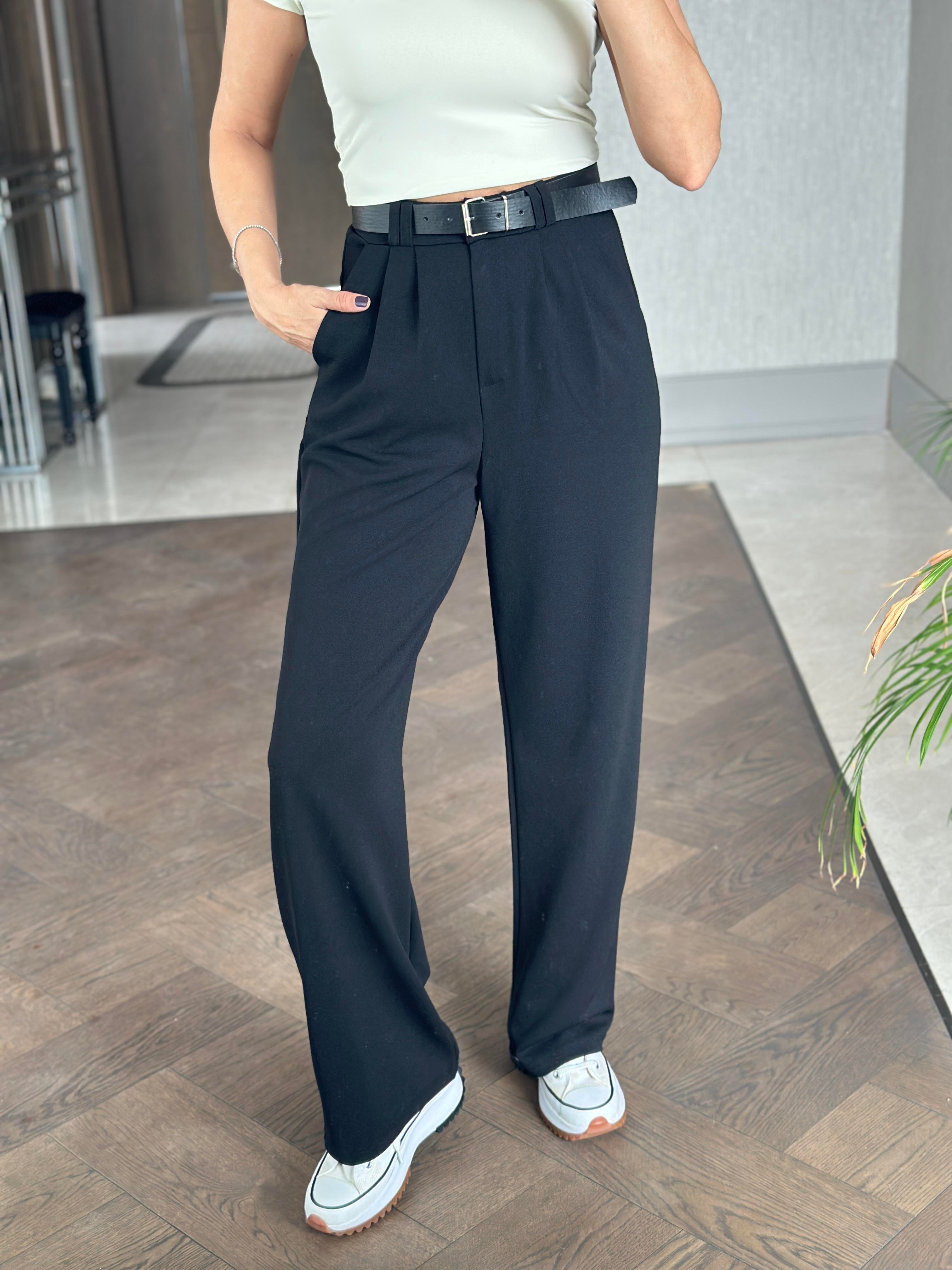 Siyah Çift Pileli Kemerli Likralı Krep Kadın Pantolon