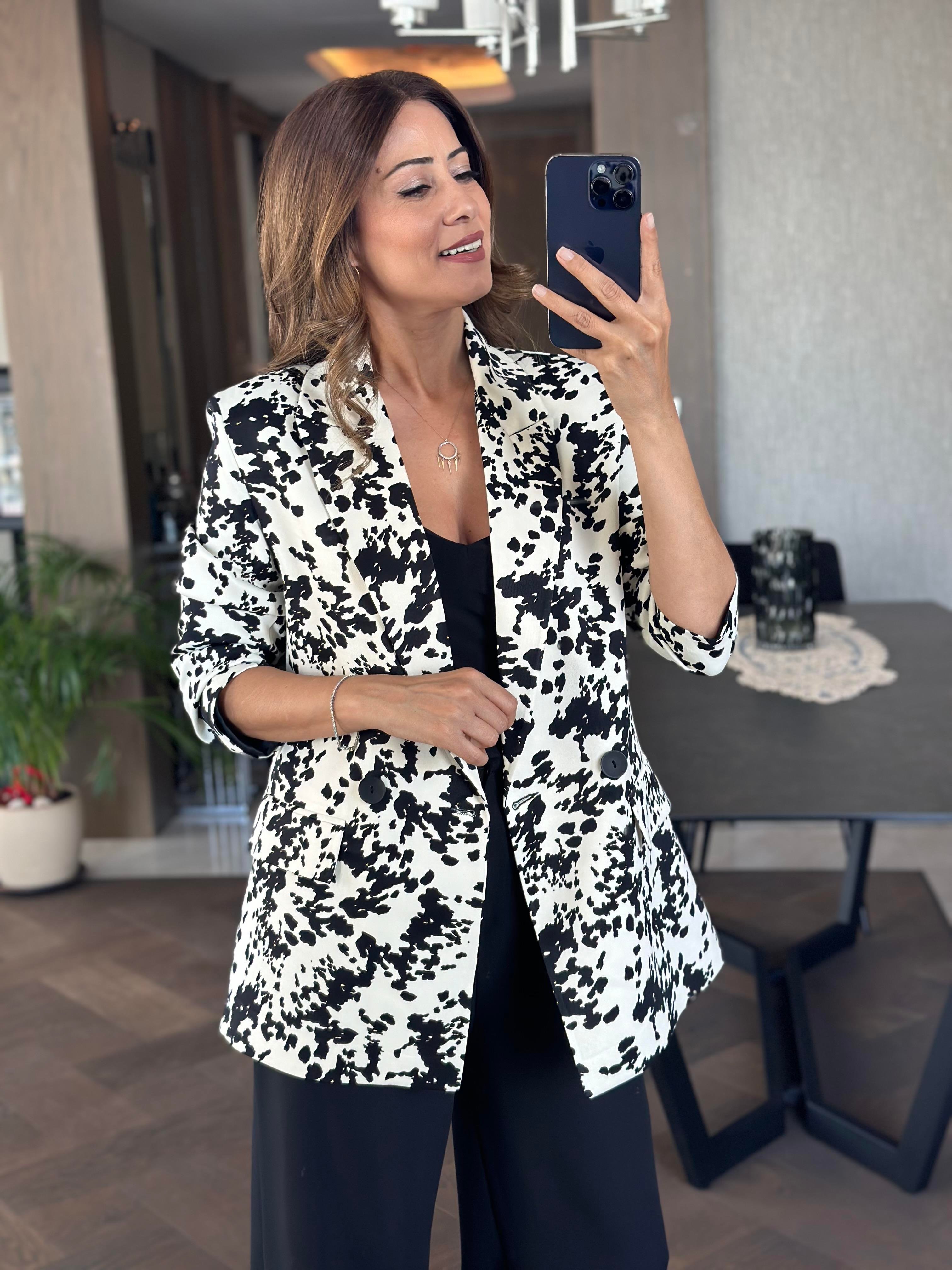 Siyah Desenli Kruvaze Yaka Orjinal Marka Blazer Kadın Ceket