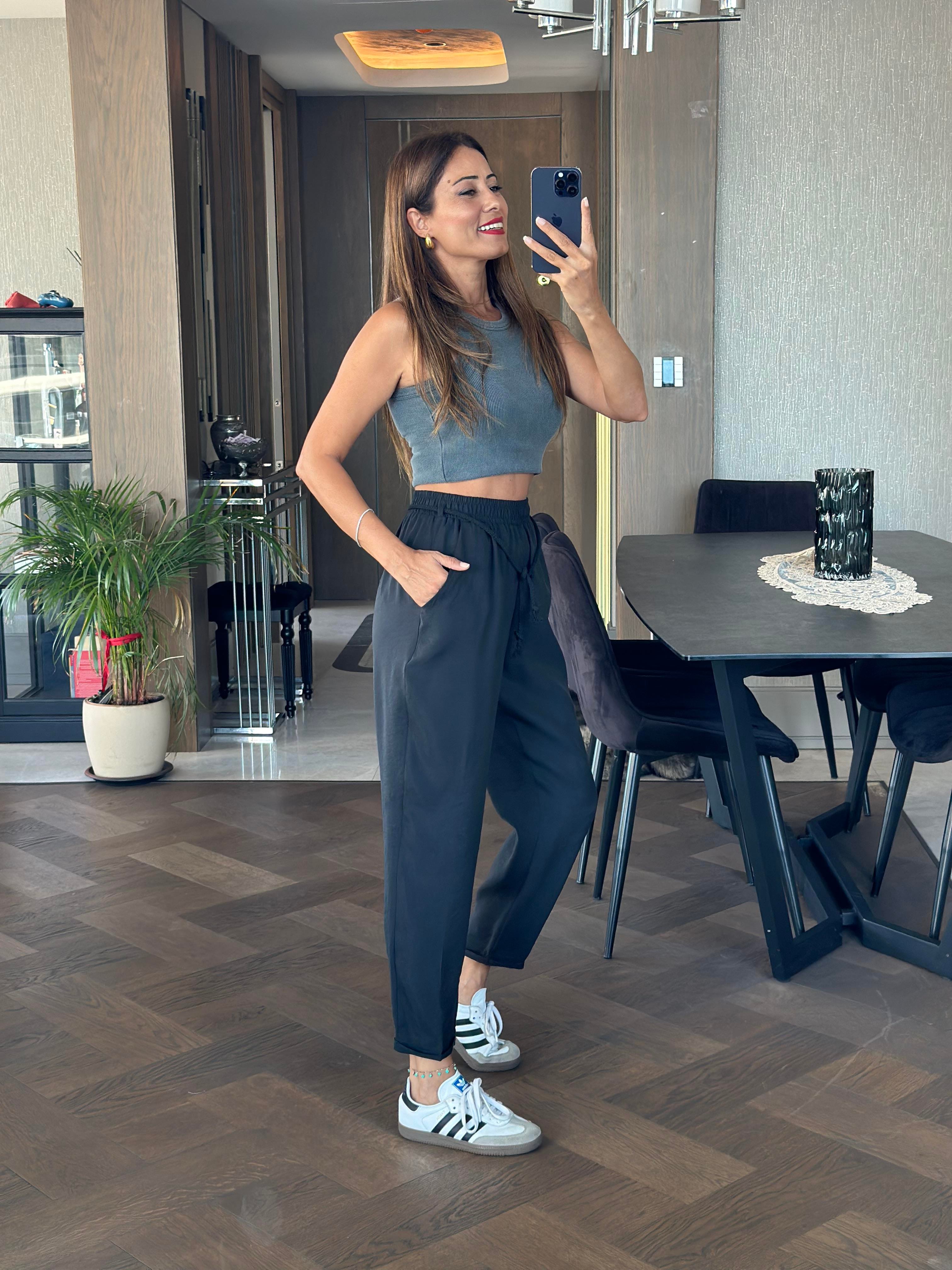 Siyah Duble Paça Örgü Kemerli Tnsel Kadın Pantolon