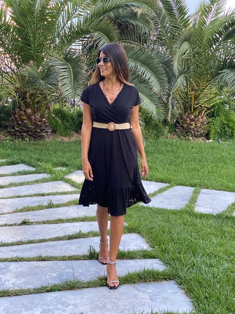 Siyah Hasır Kemerli Anvelop Örme Brode Kadın Elbise