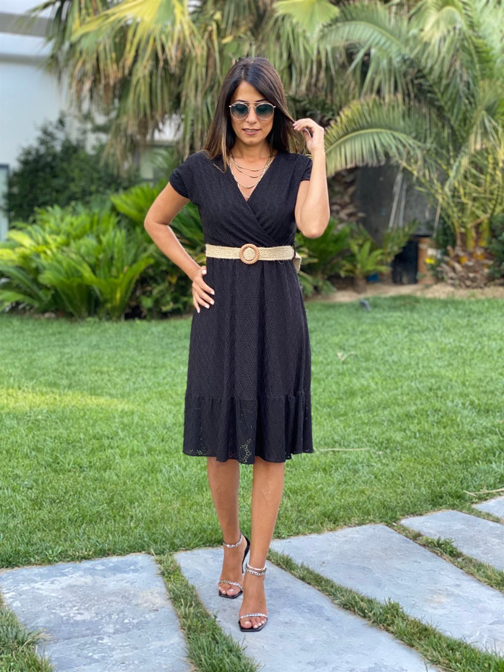 Siyah Hasır Kemerli Anvelop Örme Brode Kadın Elbise