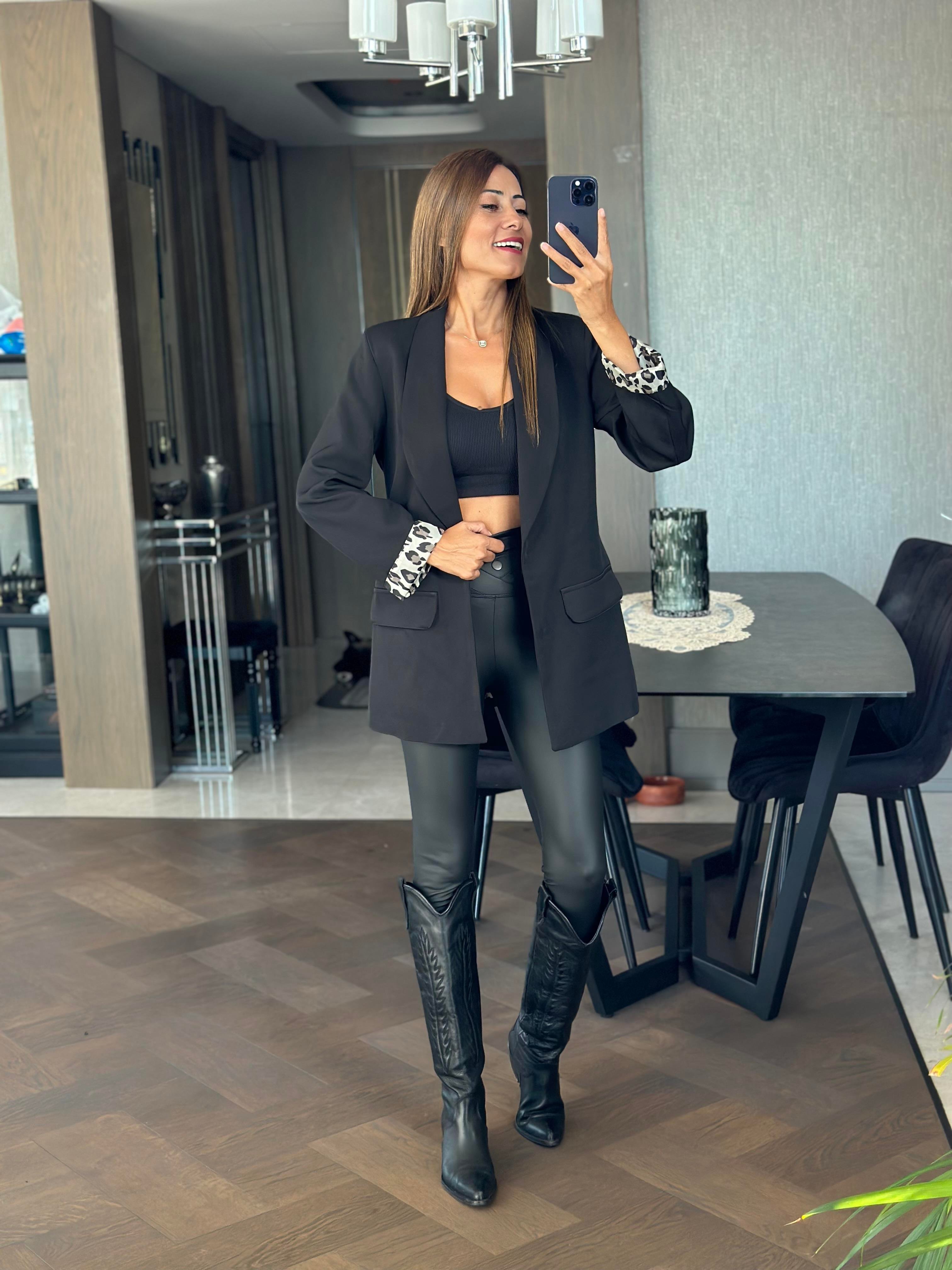 Siyah İçi Leopar Desen Kadın Ceket