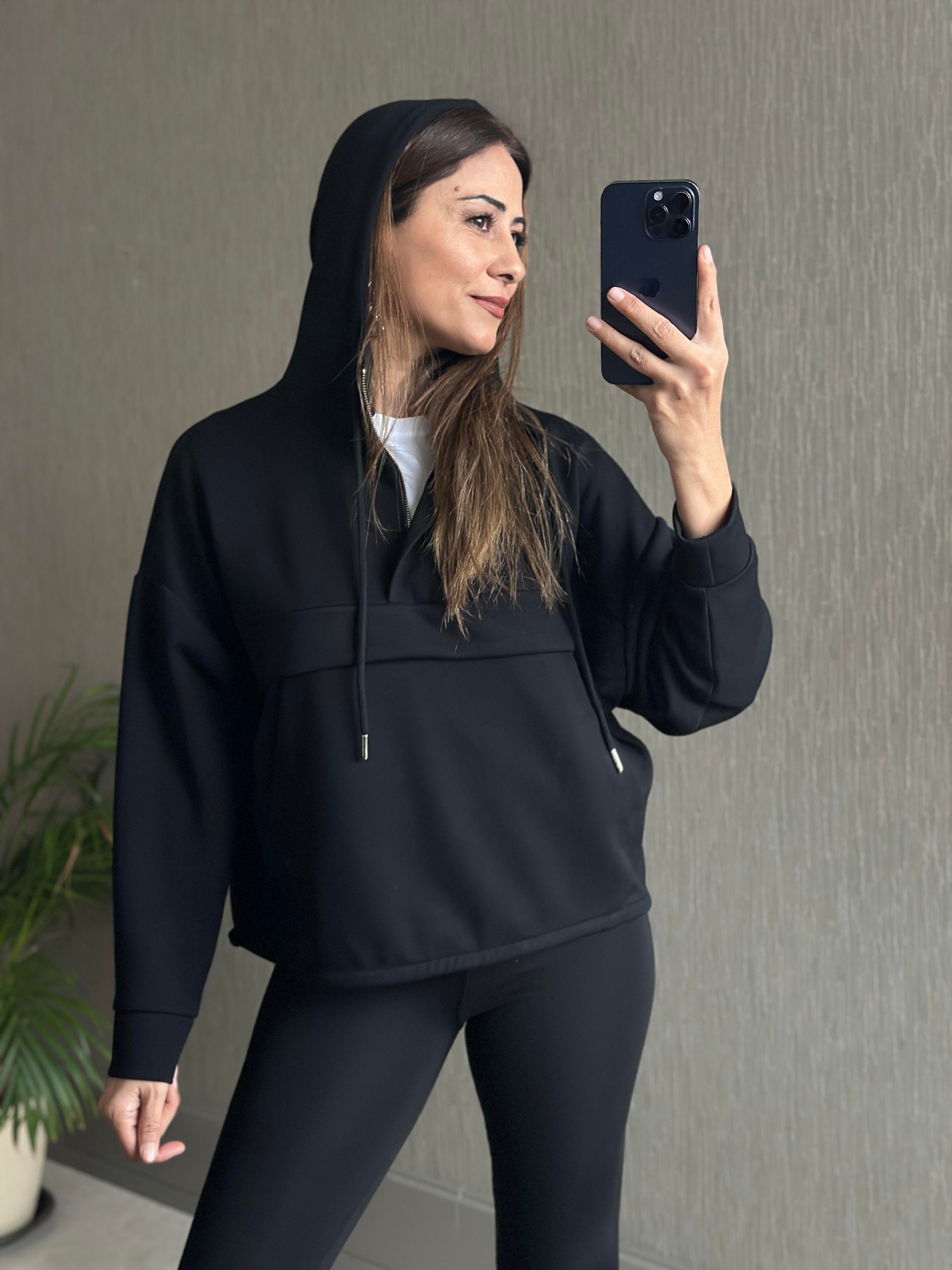 Siyah Kapüşonlu Yarım Fermuarlı Kanguru Cep Modal Kadın Sweatshirt
