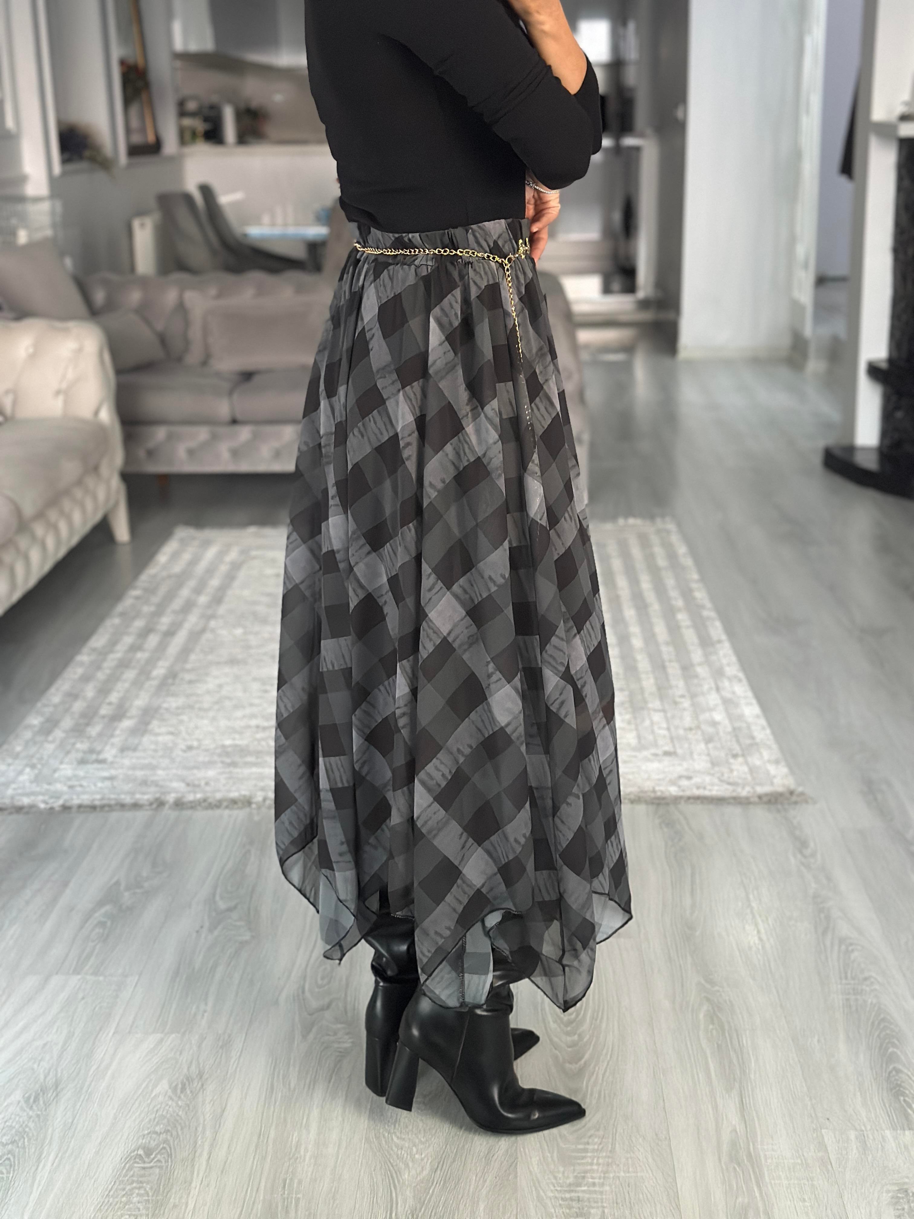 Siyah Kare Desenli Asimetrik Midi Boy Kadın Şifon Etek
