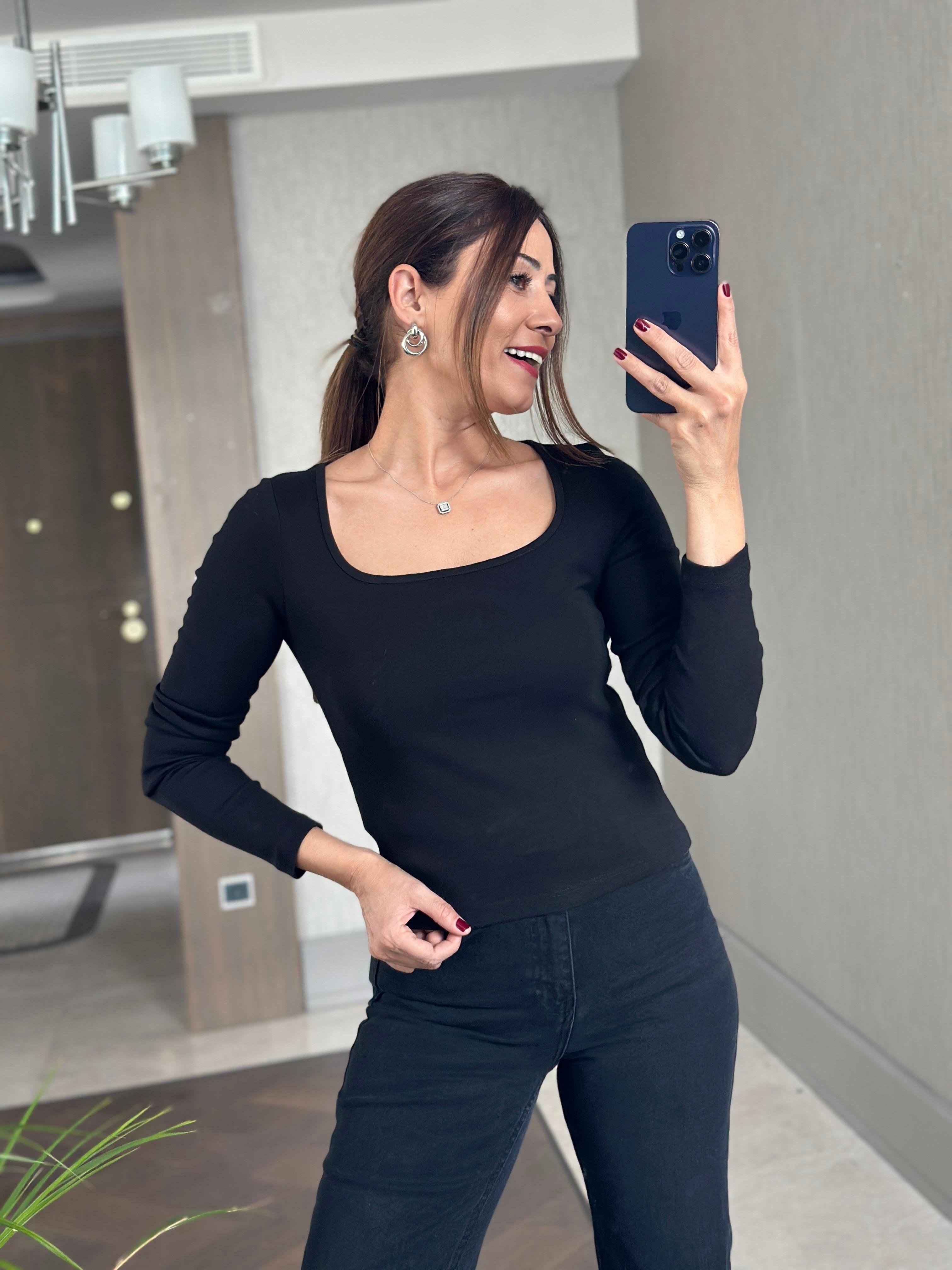 Siyah Kare Yaka Uzun Kollu Kadın Body