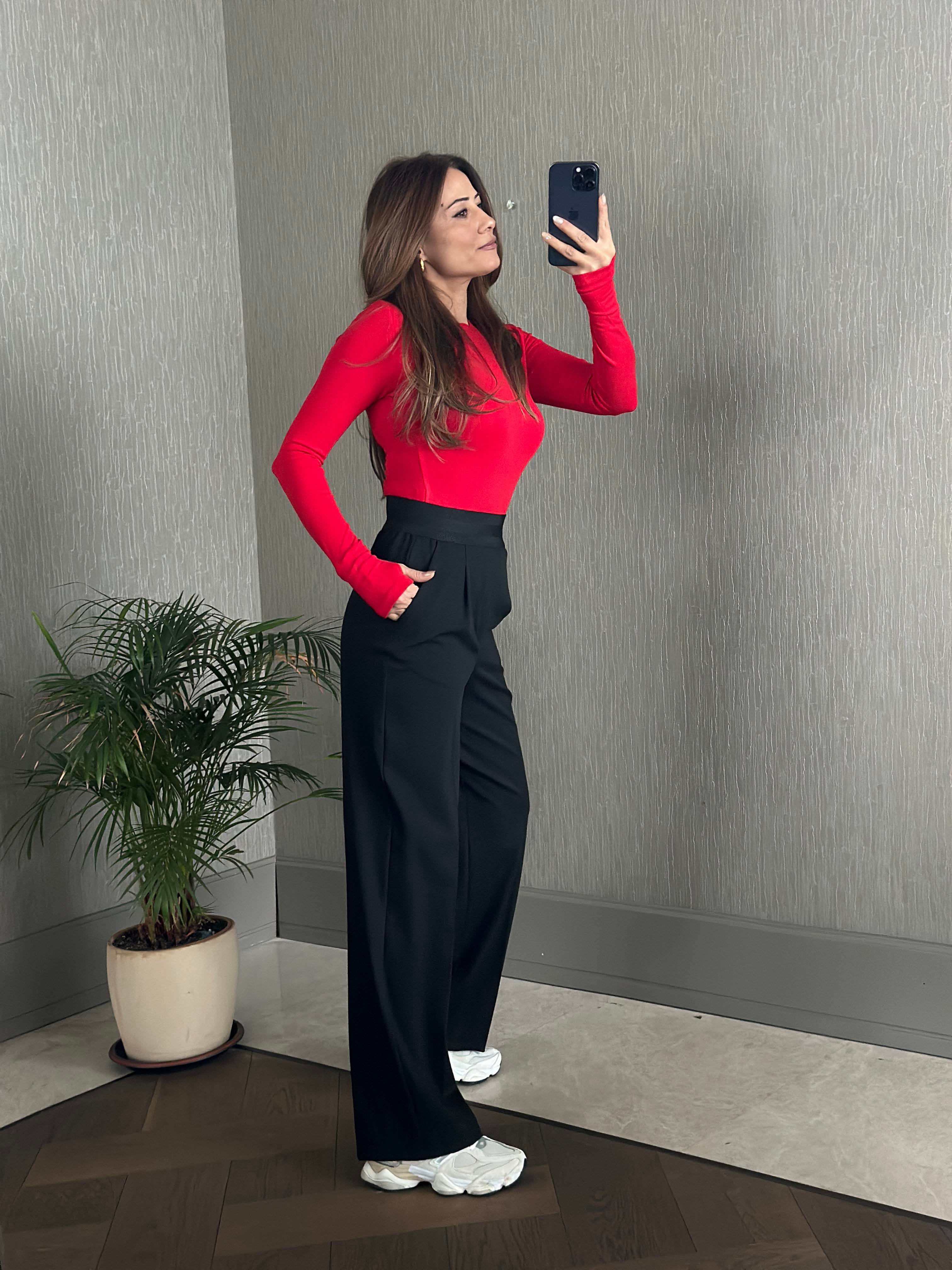 Siyah Kemeri Geniş Lastikli Cepli Palazzo Kadın Kumaş Pantolon