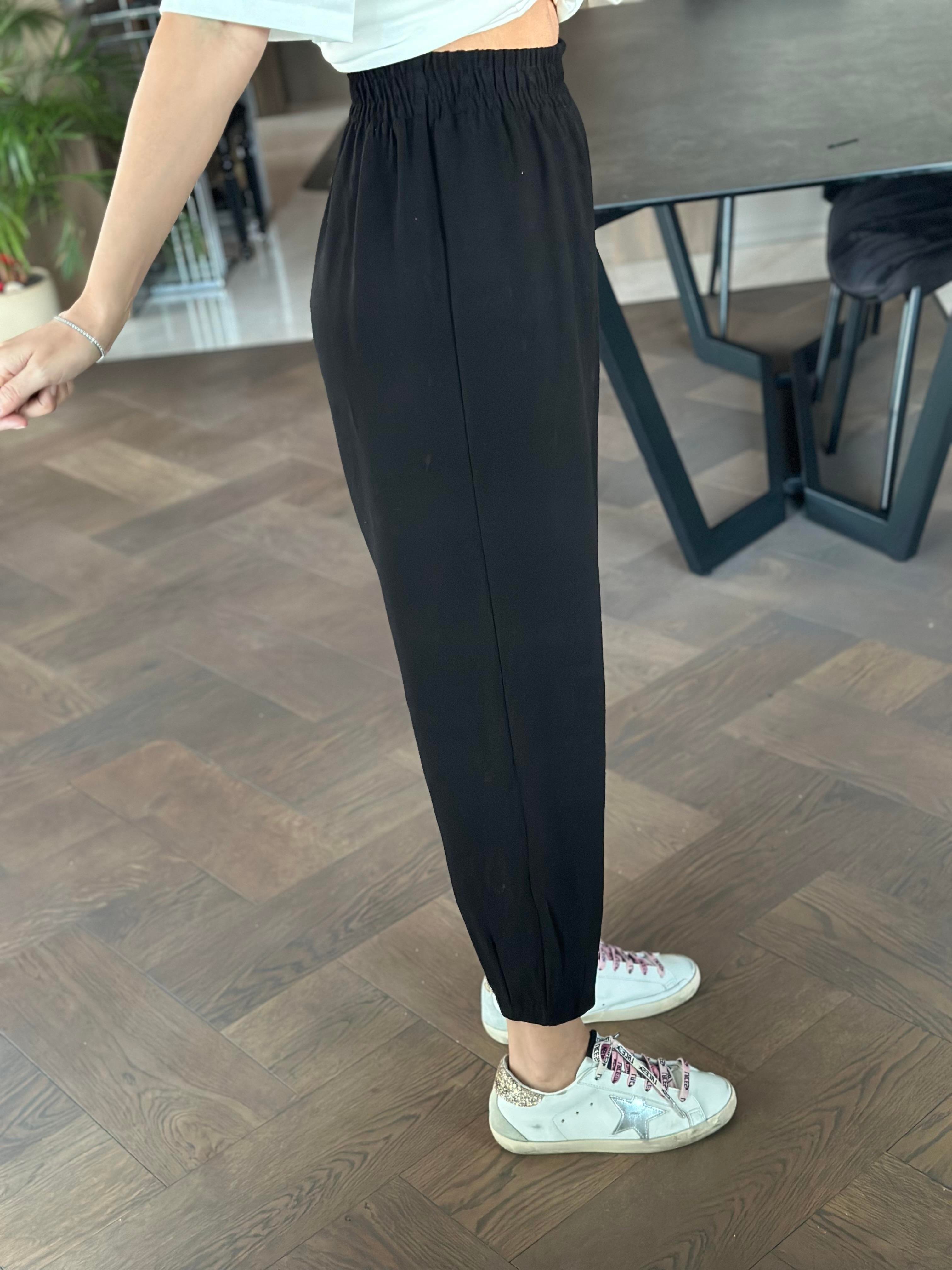 Siyah Keten Beli Lastikli Paçası Pensli Cepsiz Kadın Pantolon