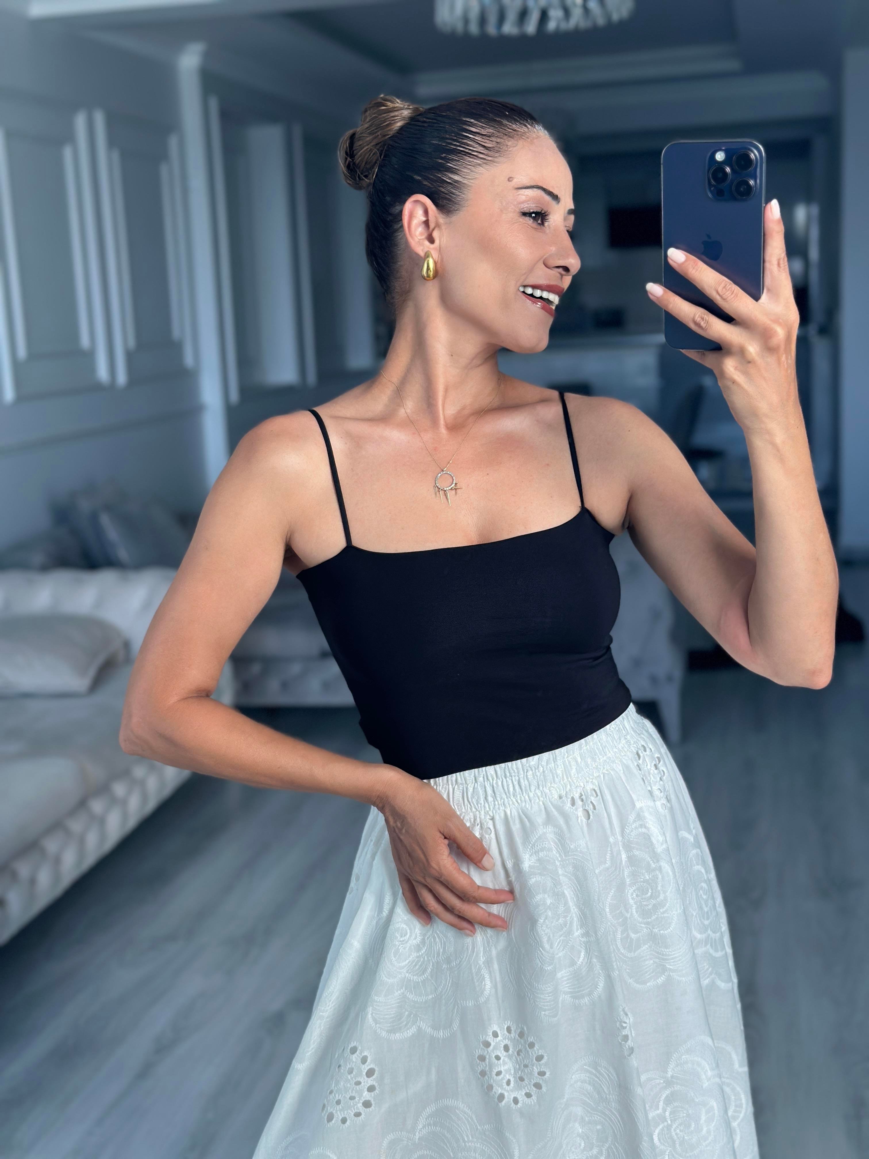 Siyah Kuplu Lastik Askılı Kadın Body