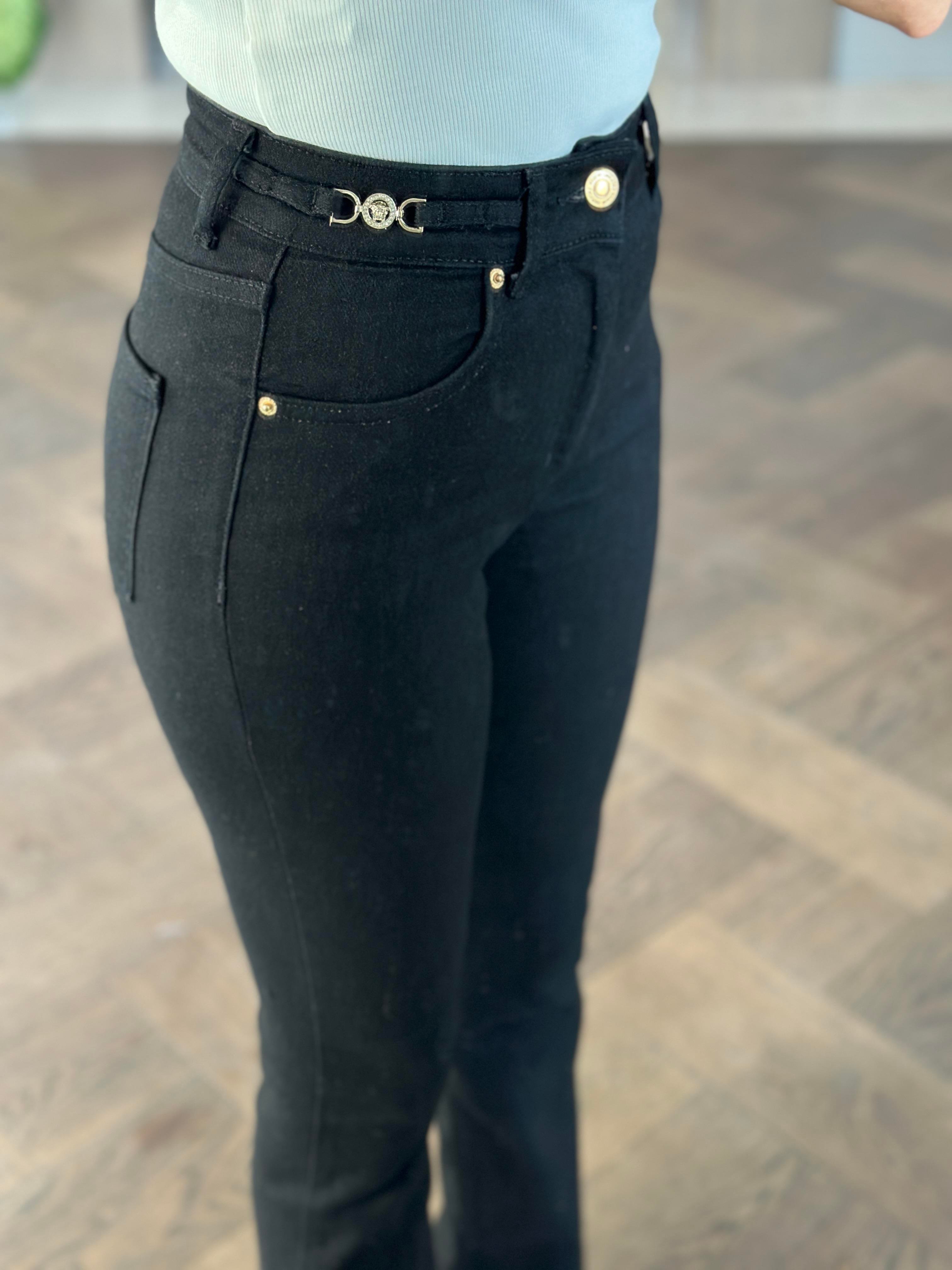 Siyah Lacarino Kemeri Gold Aksesuarlı Kadın Jean Pantolon