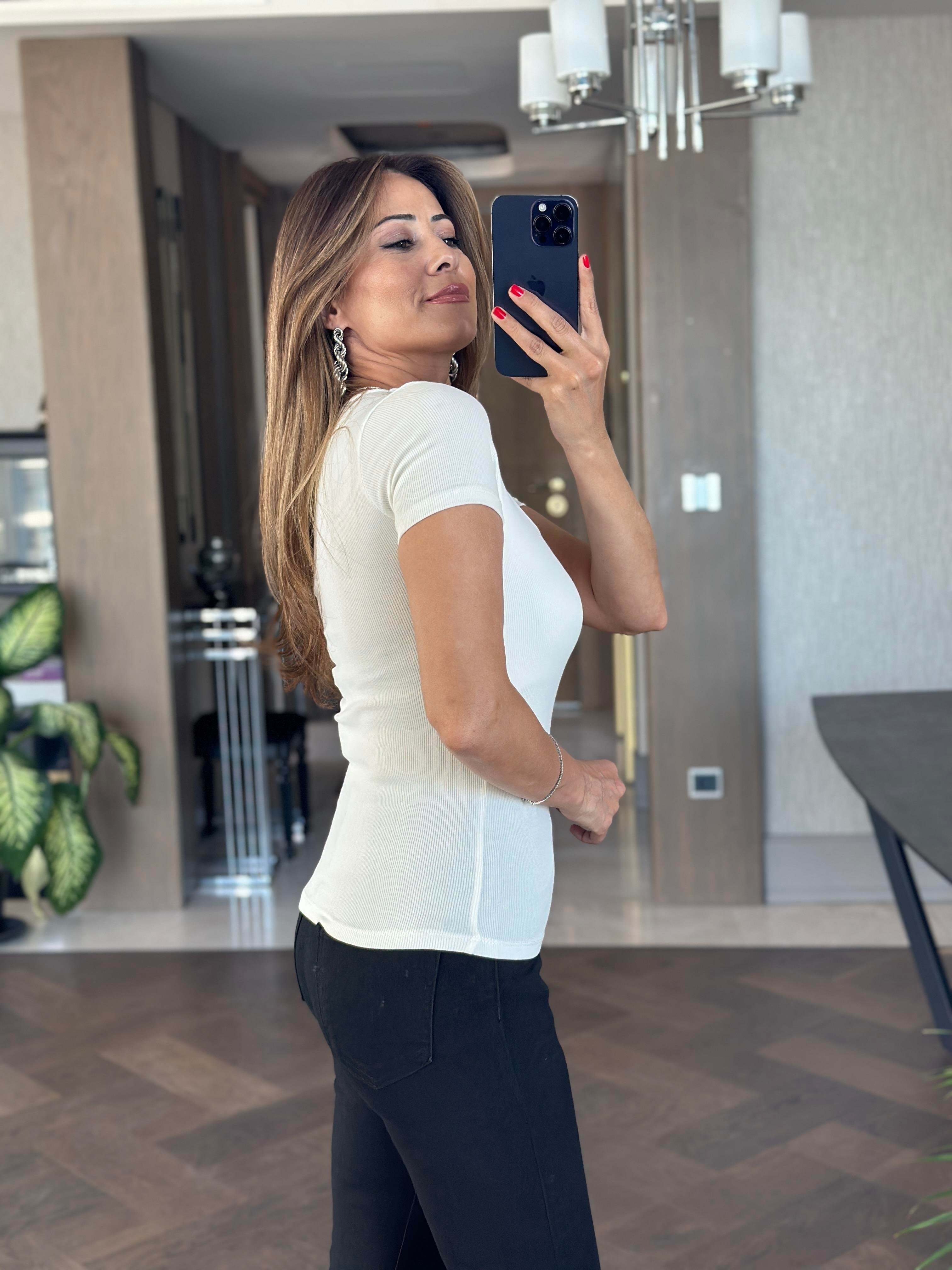 Siyah Lacarino Kemeri Gold Aksesuarlı Kadın Jean Pantolon