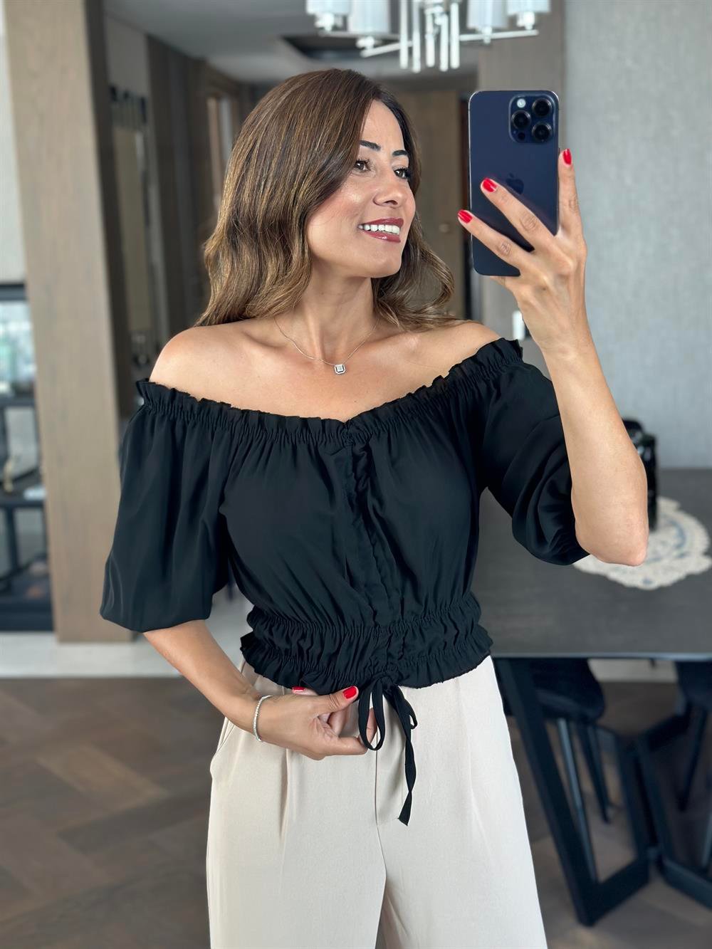 Siyah Önü Bağcıklı Jessica Şifon Kadın Bluz