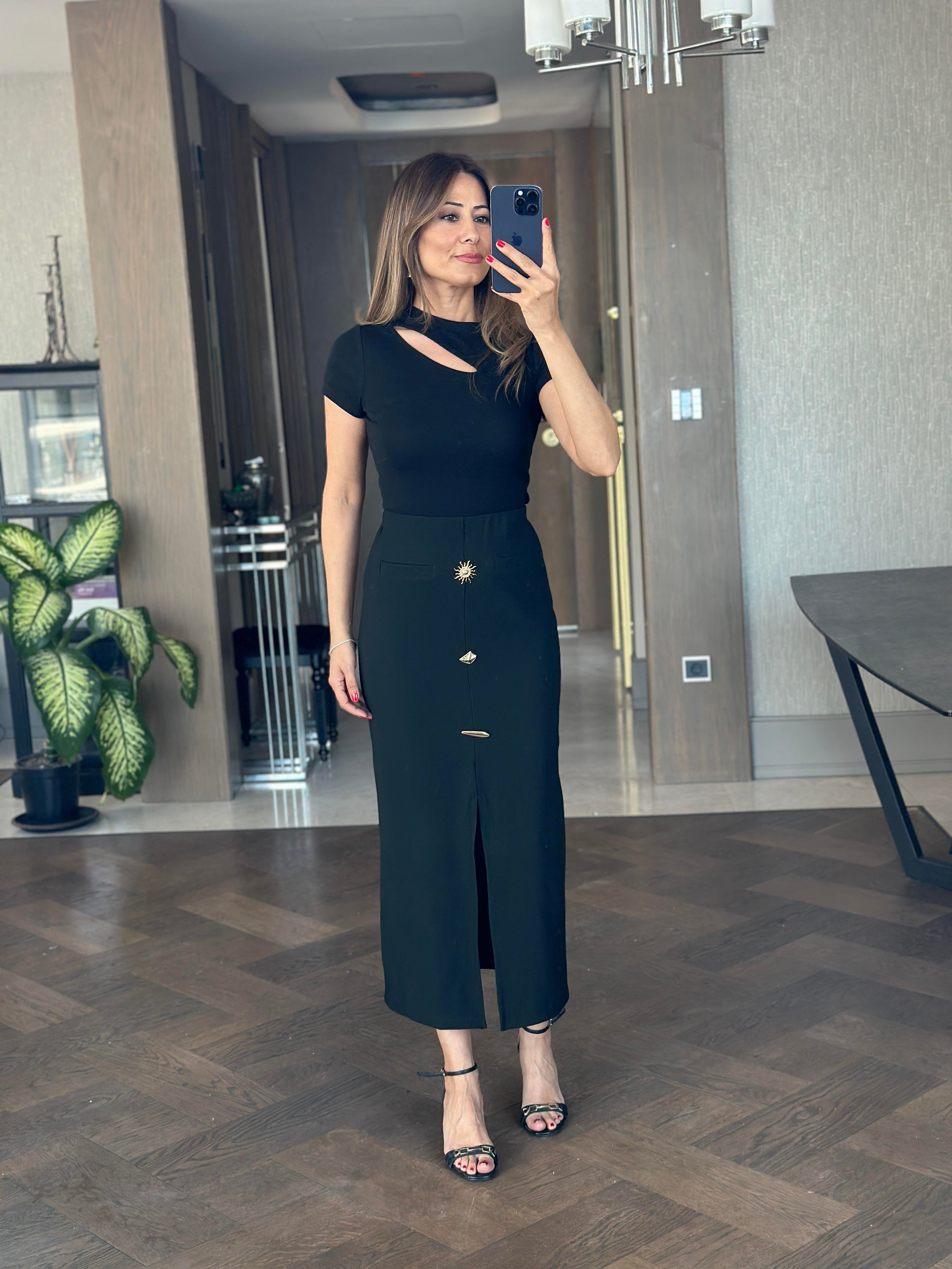 Siyah Ottoman Yırtmaçlı Güneş Serisi Kadın Midi Boy Etek