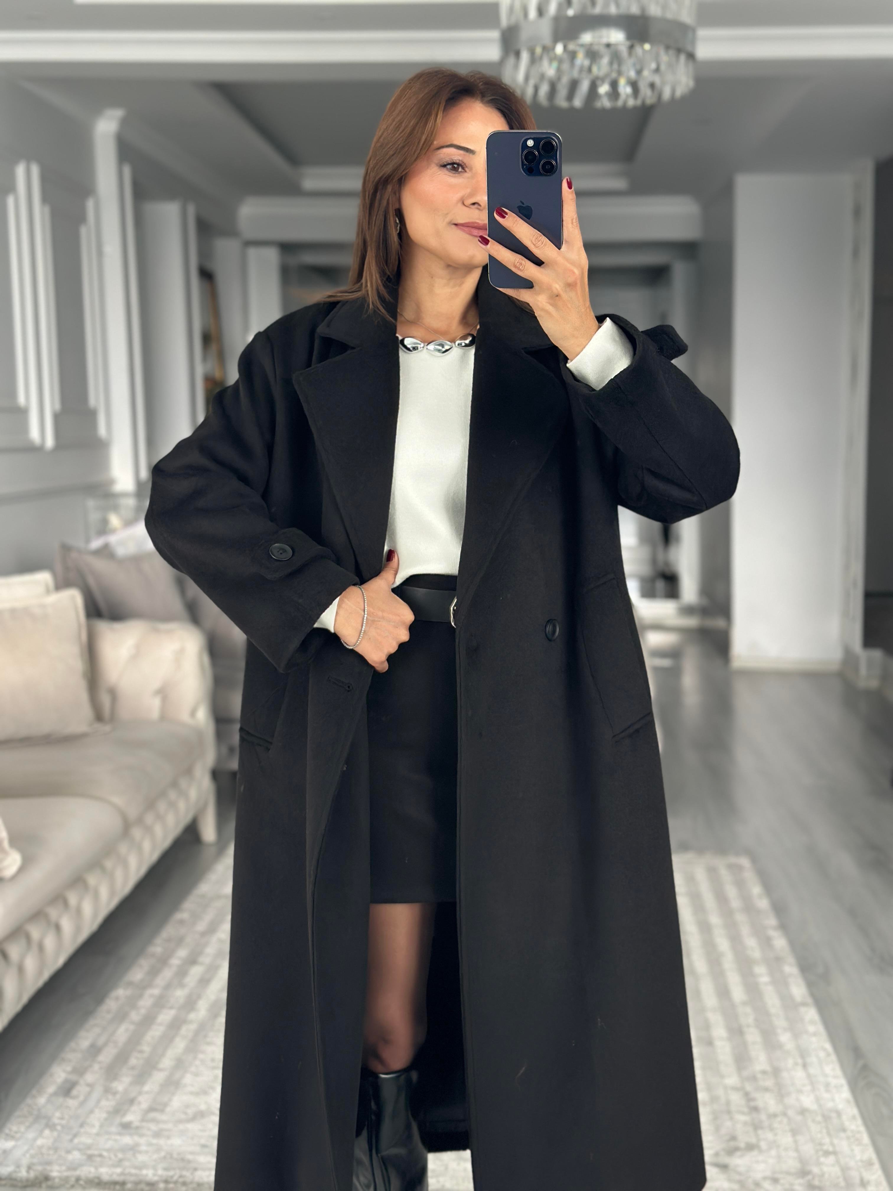 Siyah Oversize İki Düğmeli Kaşe Kaban
