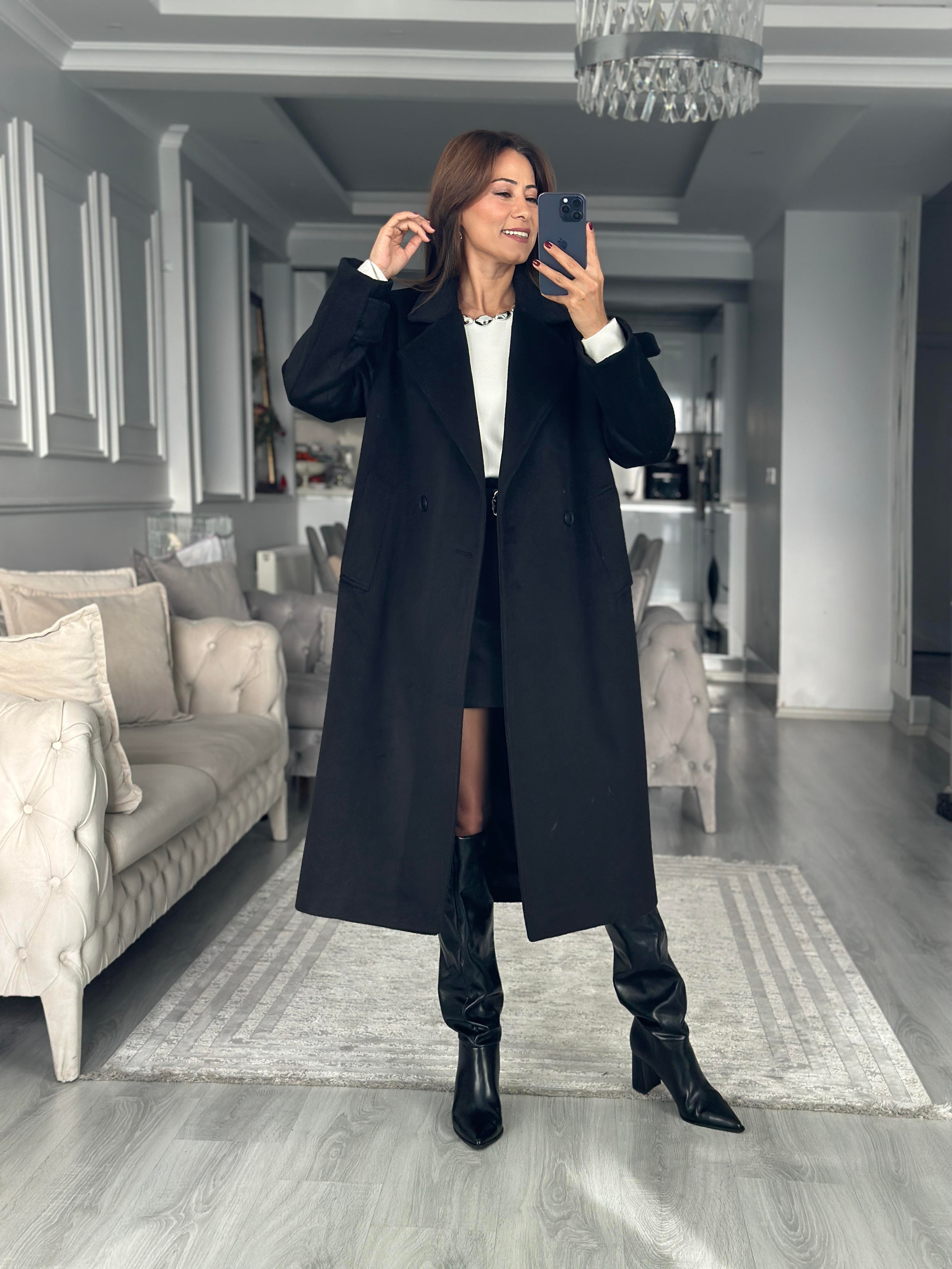 Siyah Oversize İki Düğmeli Kaşe Kaban