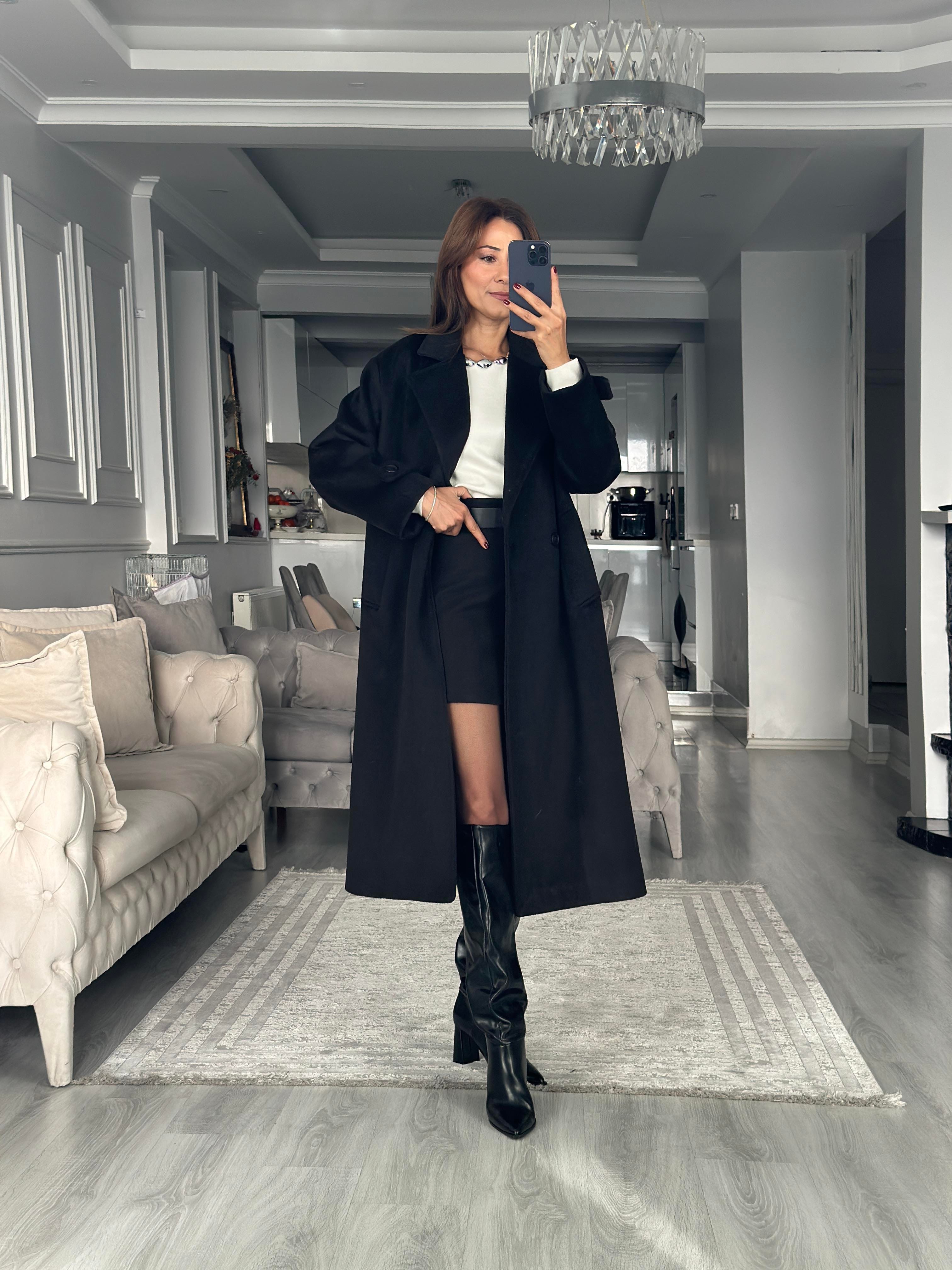 Siyah Oversize İki Düğmeli Kaşe Kaban