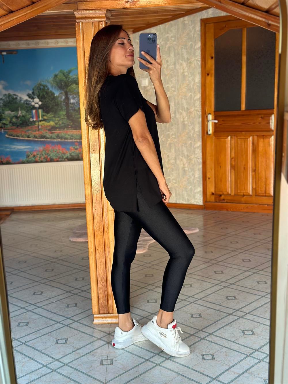 Siyah Özel Üretim V Yaka Basic Kadın T-Shirt