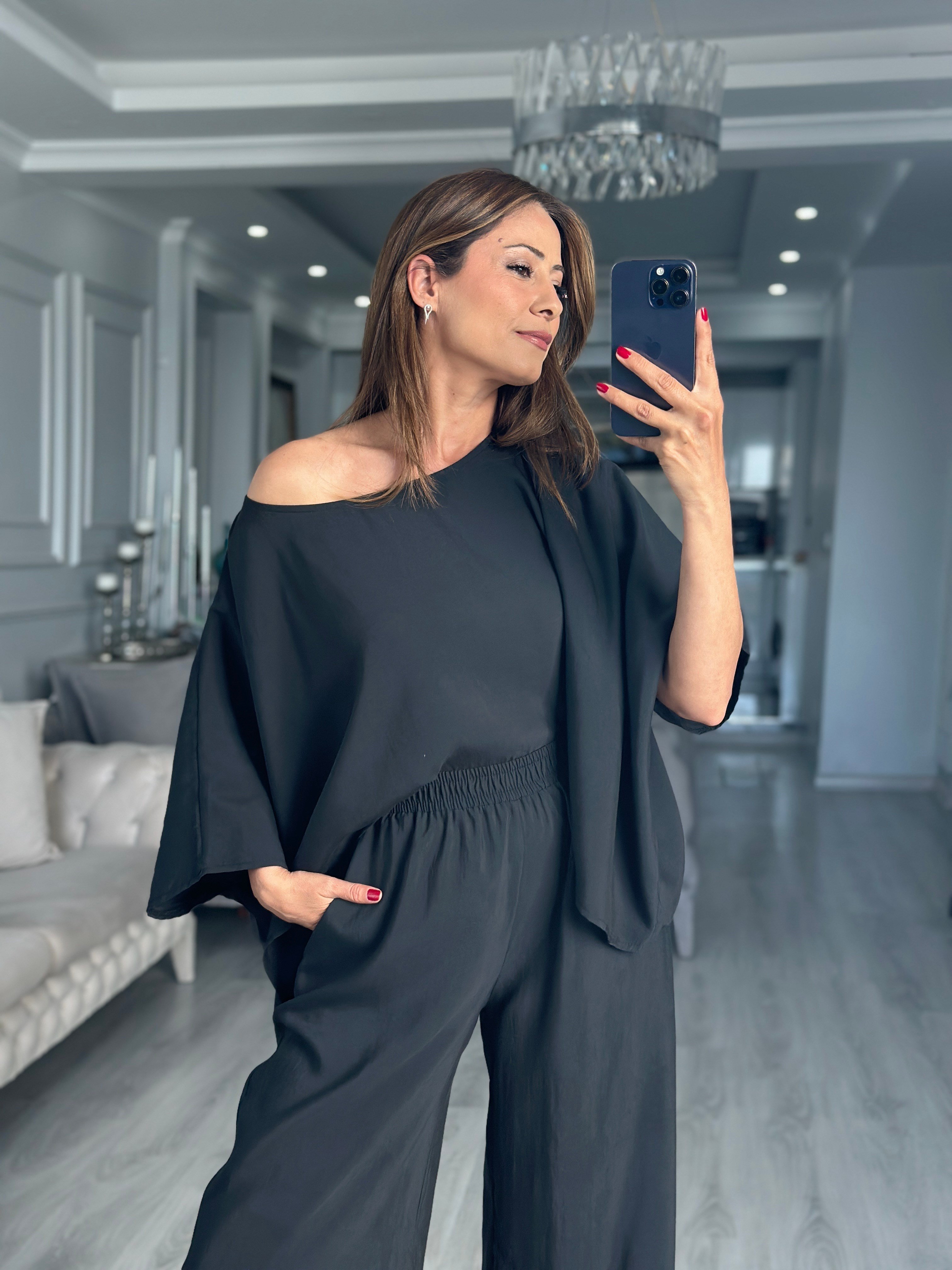 Siyah Pelerin Bluz Pantolon Kadın İkili Takım