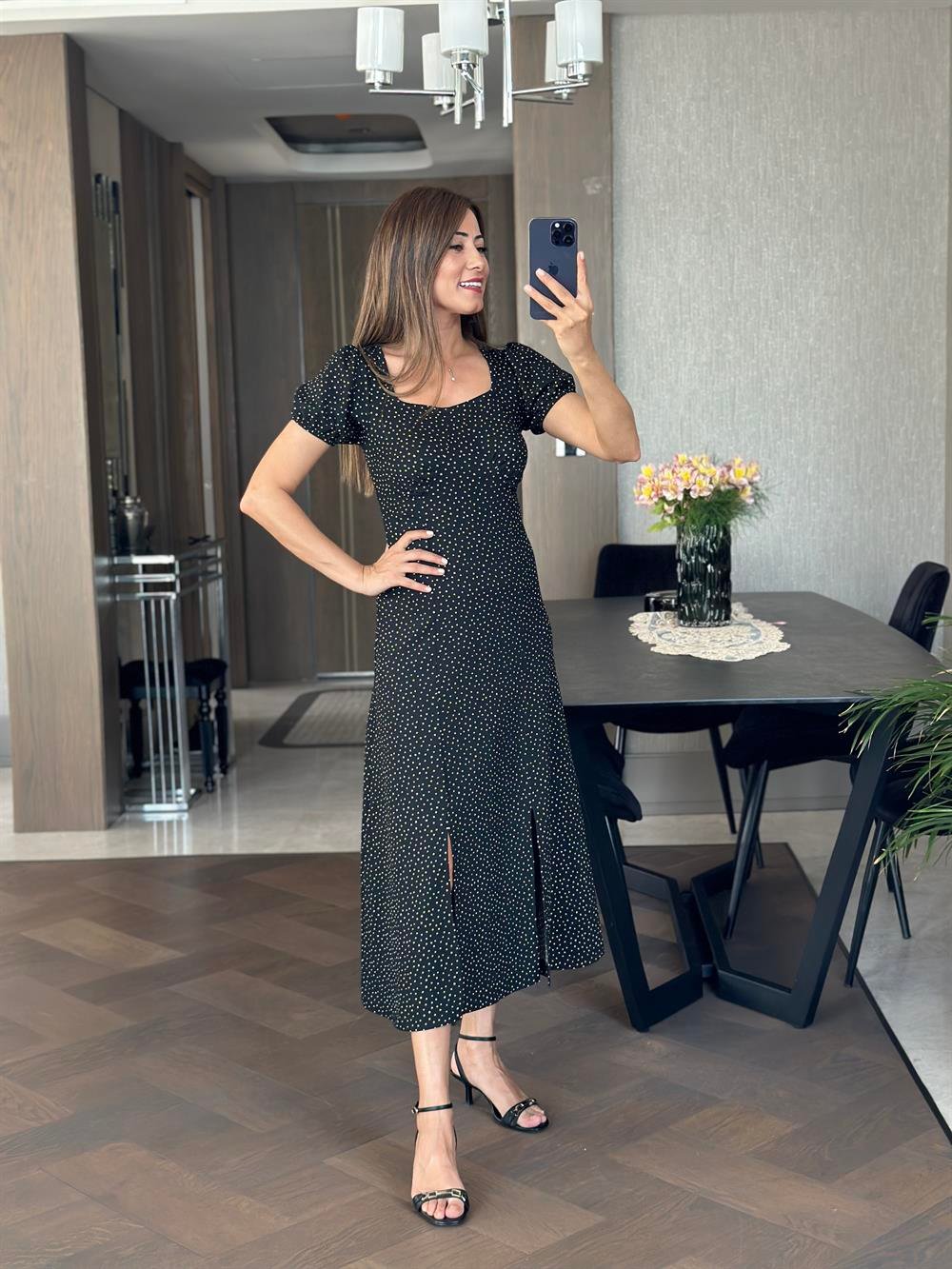 Siyah Prenses Kol Minik Puantiyeli Yırtmaçlı Bürümcük Kadın Elbise