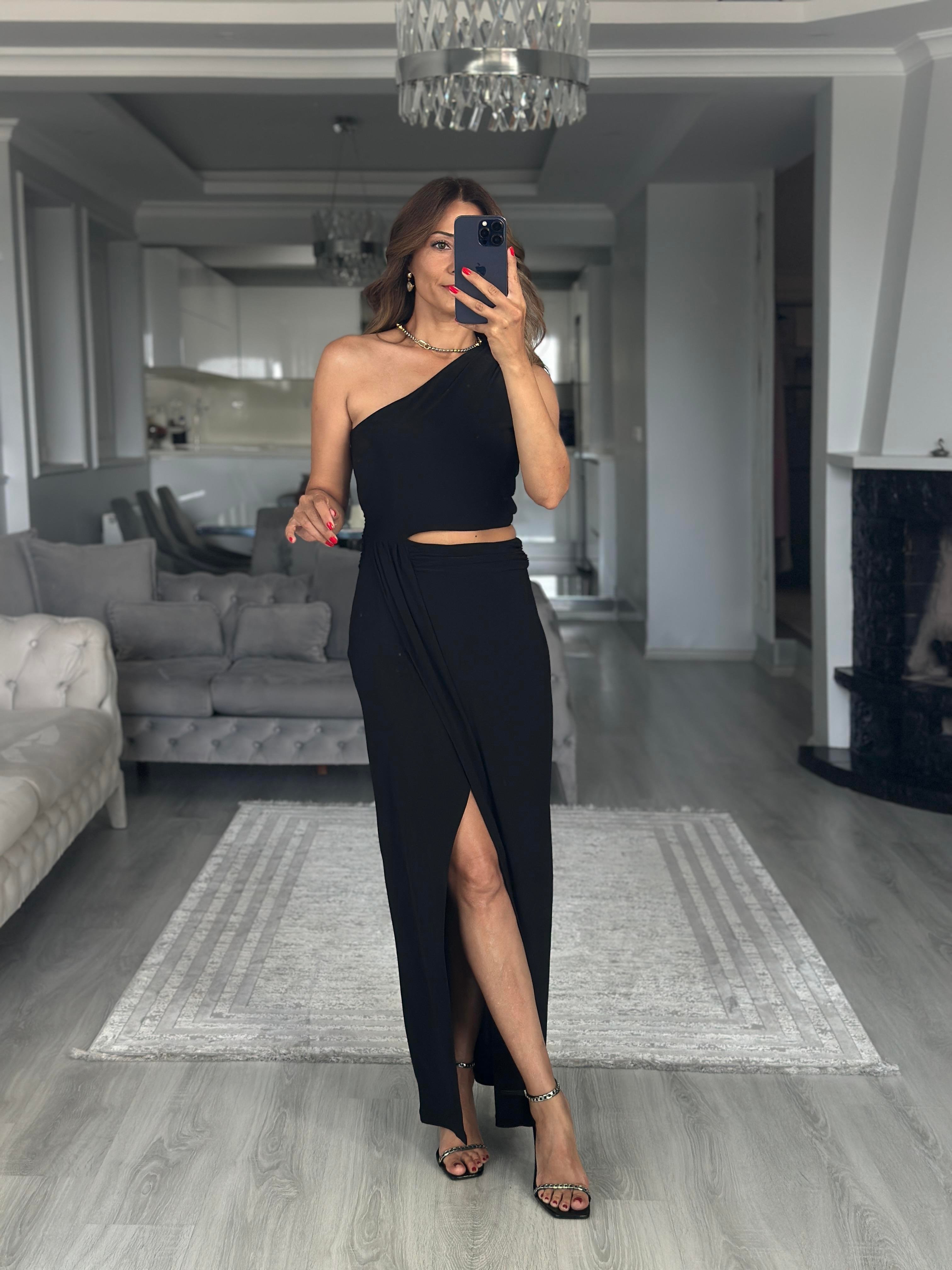 Siyah Tek Omuz Eteği Anvelop Sandy Maksi Boy Kadın Elbise