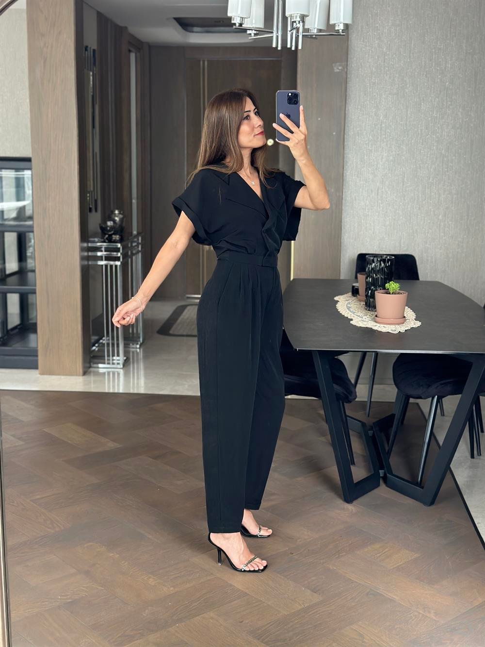 Siyah Tensel Havuç Model Önü Düğmeli Kadın Tulum