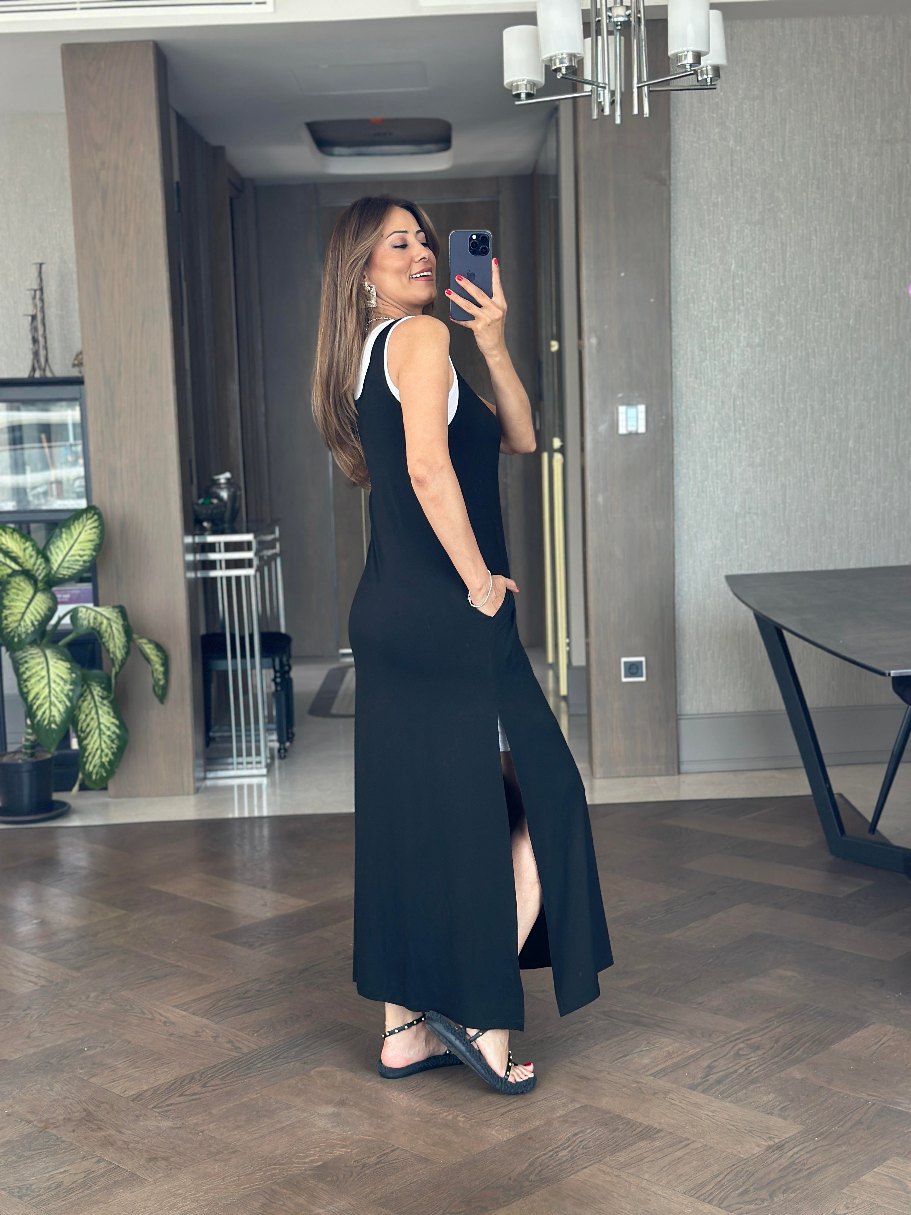 Siyah Yanları Yırtmaçlı Maksi Boy İkili Kadın Elbise 