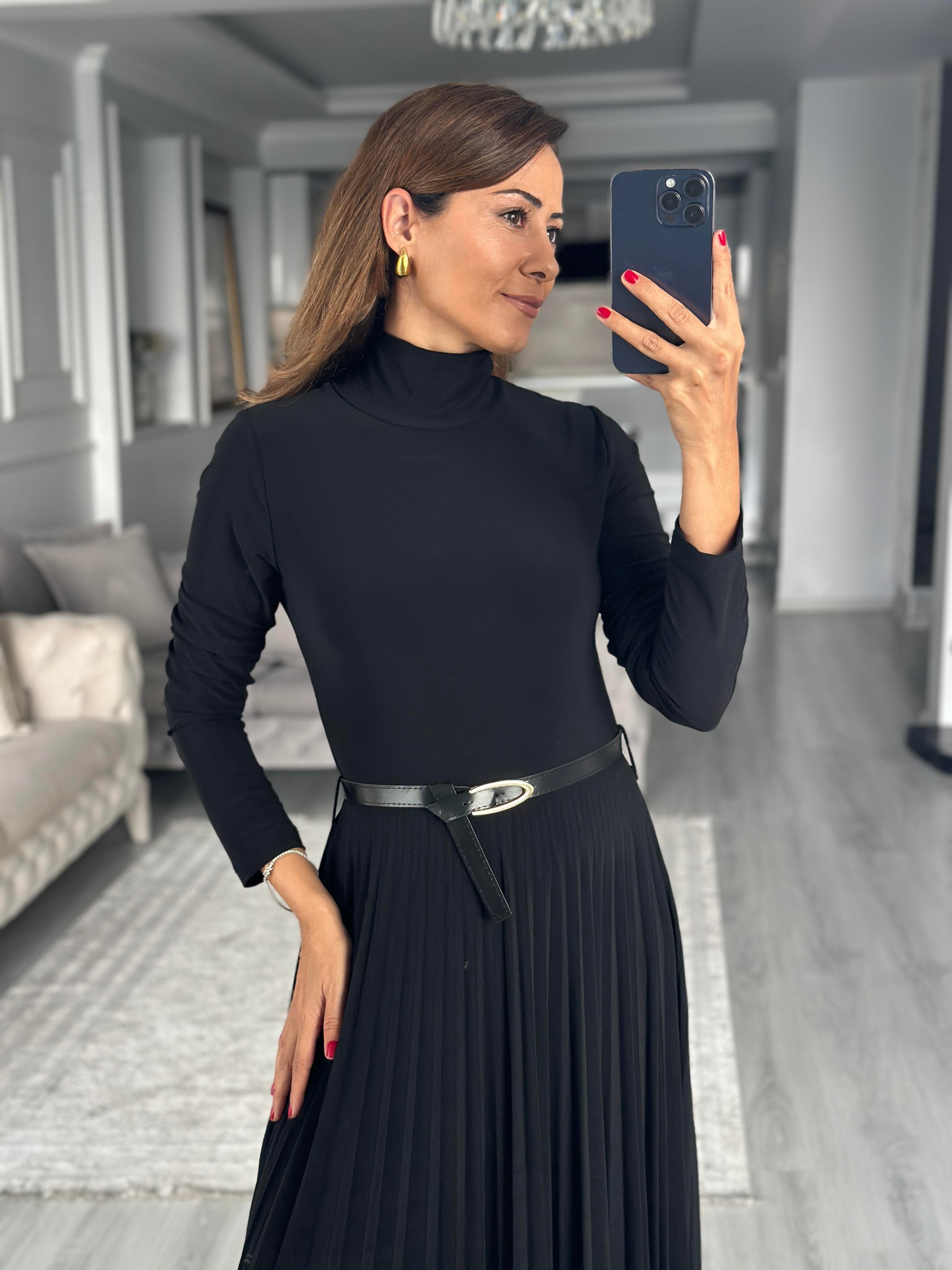 Siyah Yarım Balıkçı Kemerli Piliseli Midi Boy Kadın Elbise