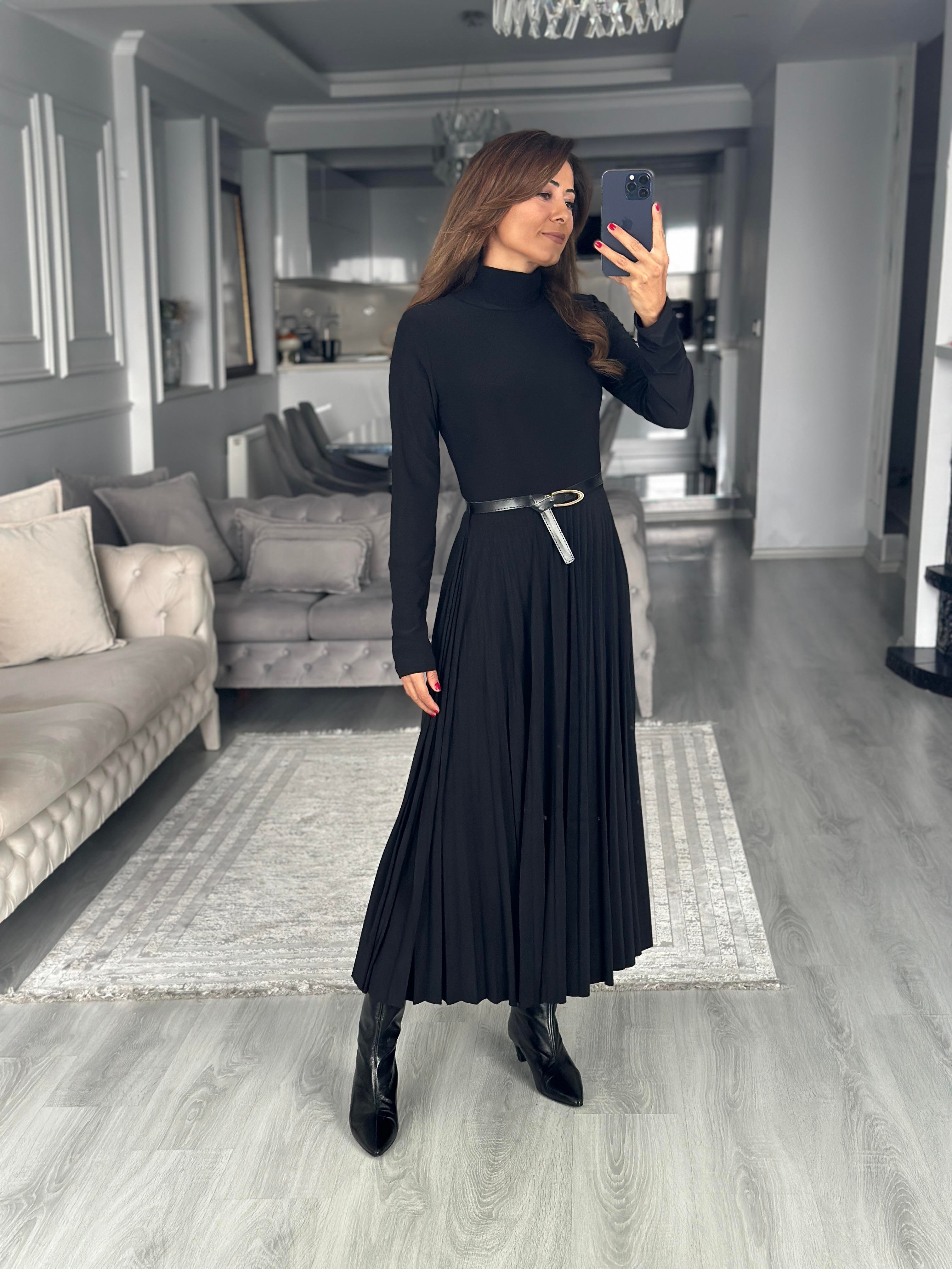 Siyah Yarım Balıkçı Kemerli Piliseli Midi Boy Kadın Elbise