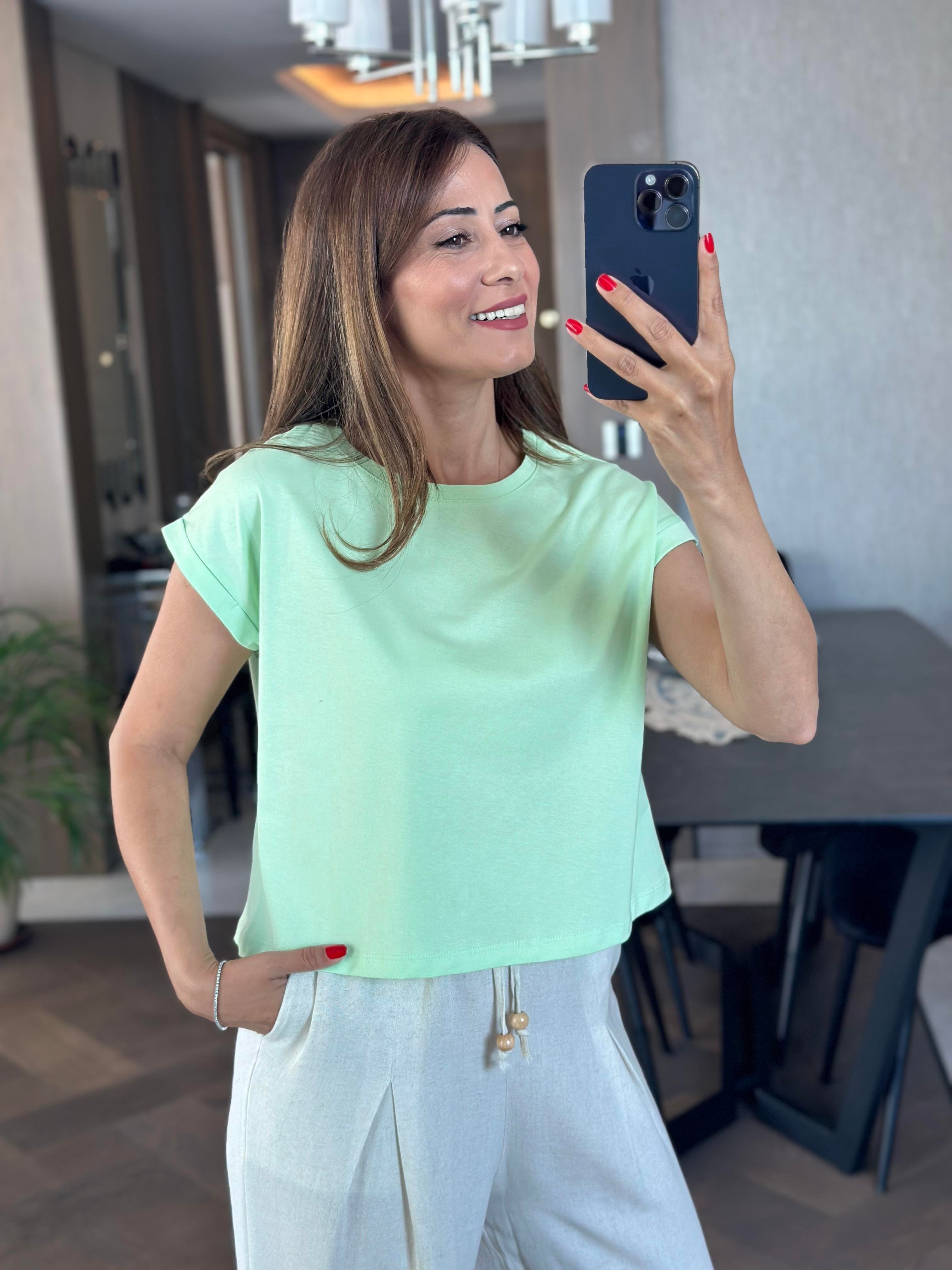 Su Yeşili Bisiklet Yaka Basic Top Kadın Crop T-Shirt