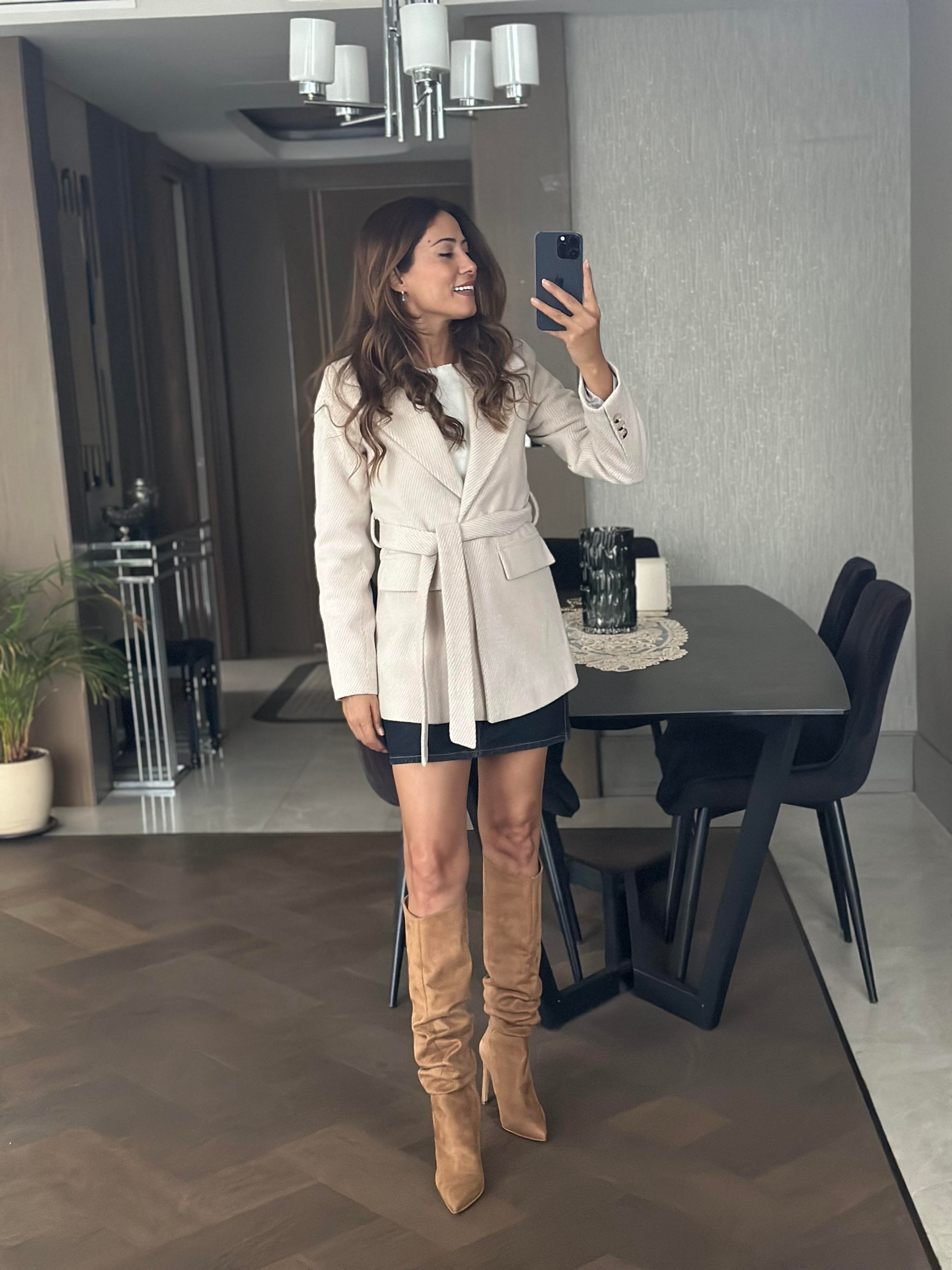 Taş Dokulu Kaşe Vatkalı Kuşaklı Kadın Ceket