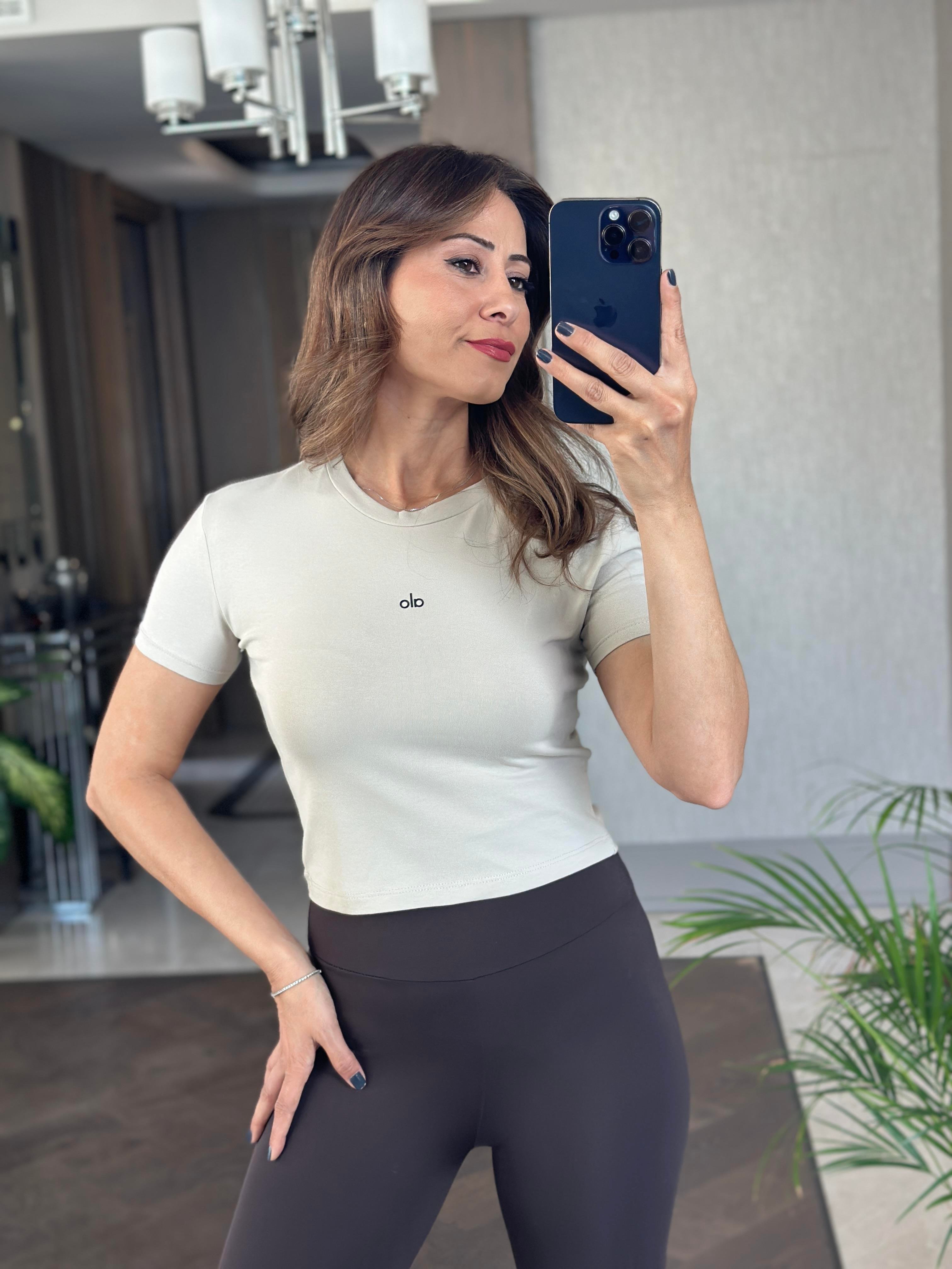 Taş Kabartma Baskılı Kadın Crop T-Shirt 