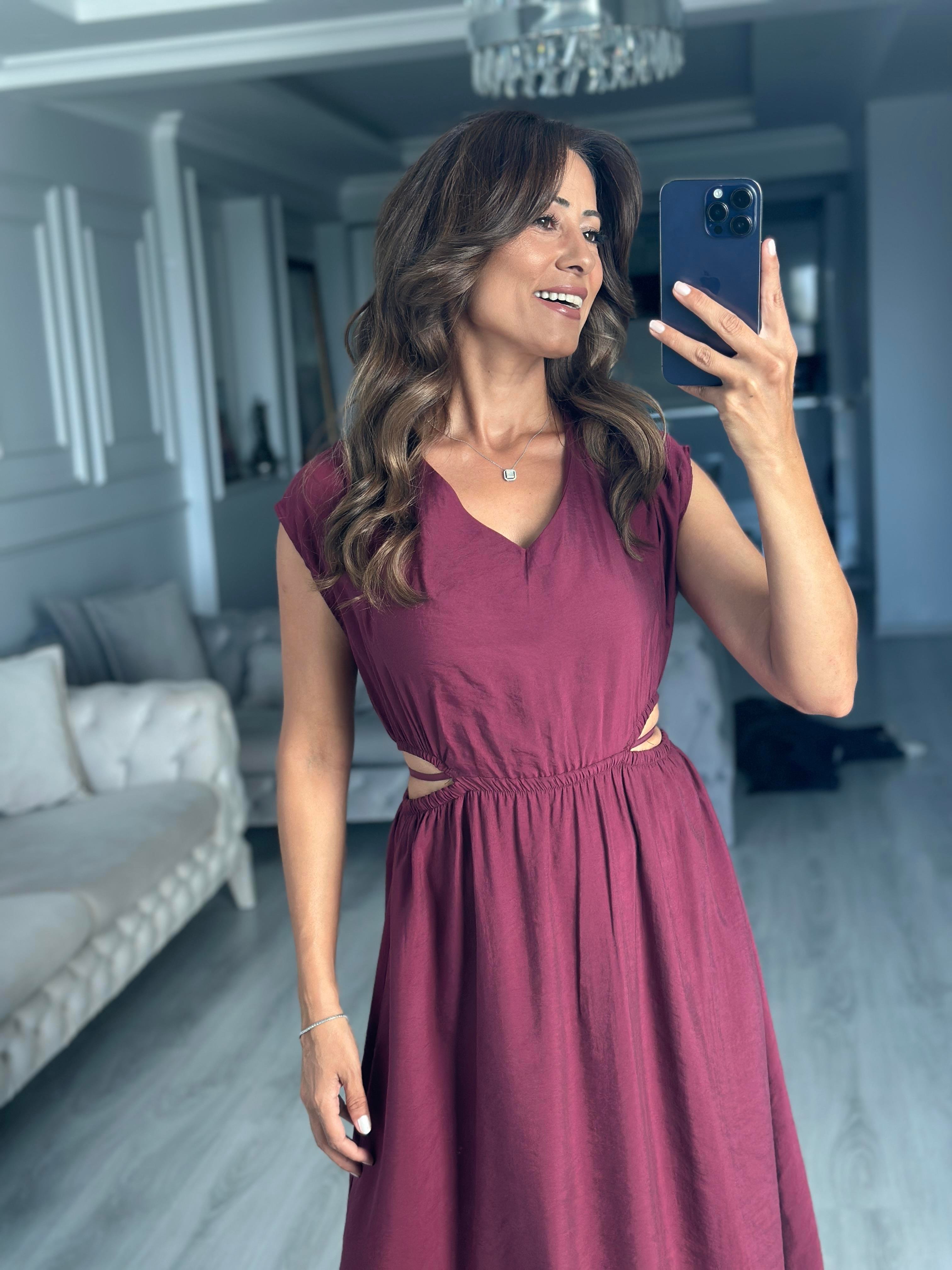 Vişne Beli Lastikli Bağcıklı Dekolteli Midi Boy Kadın Elbise