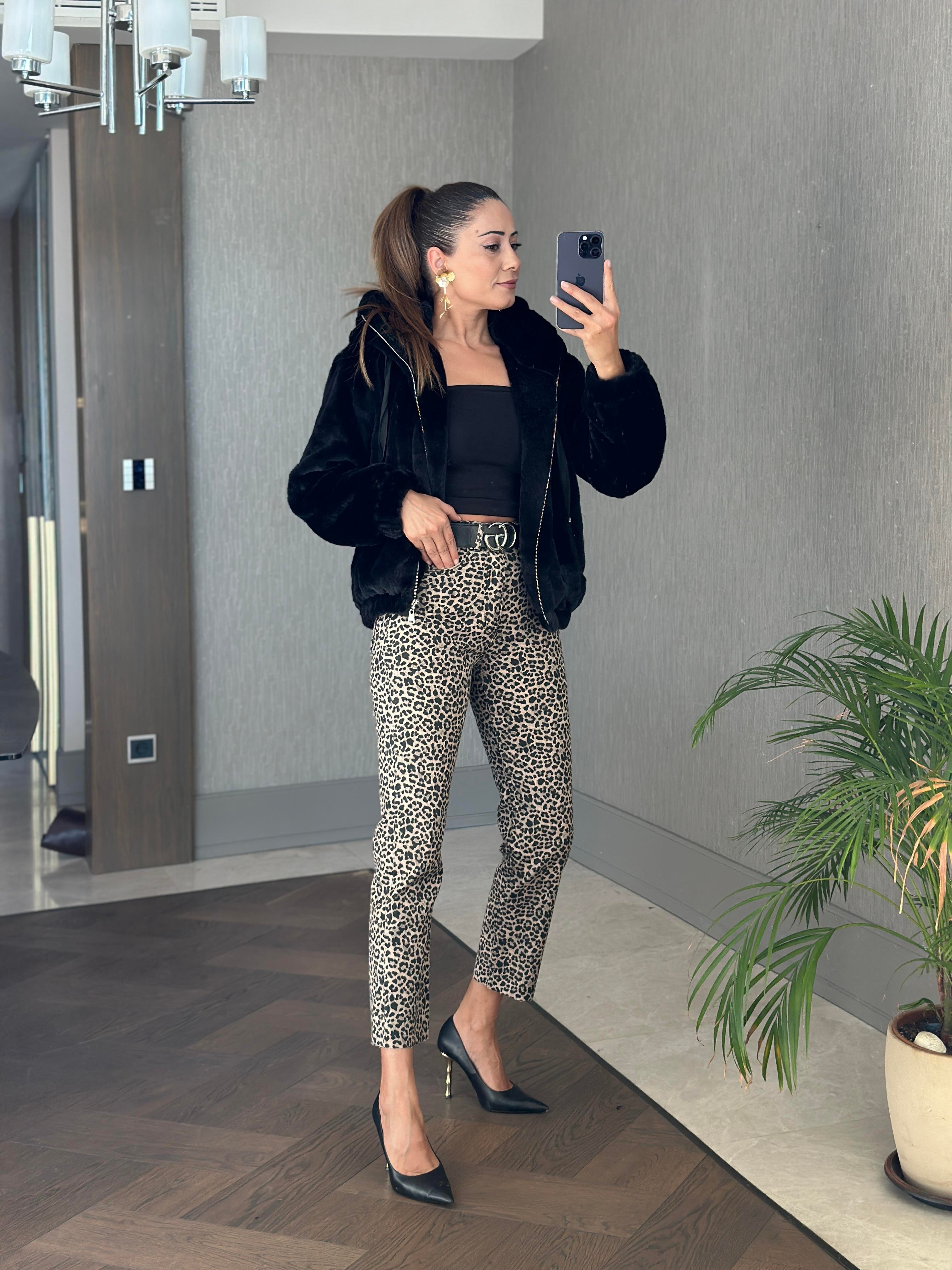 Vizon Leopar Desen Marka Model Kesik Paça Boy Fit Kadın Jean Pantolon