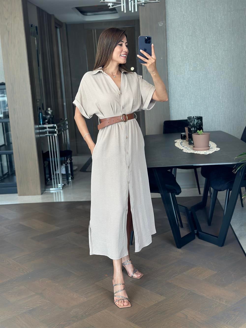 Vizon Ön Ve Arka Pileli Kısa Kol Kemerli Kadın Gömlek Elbise