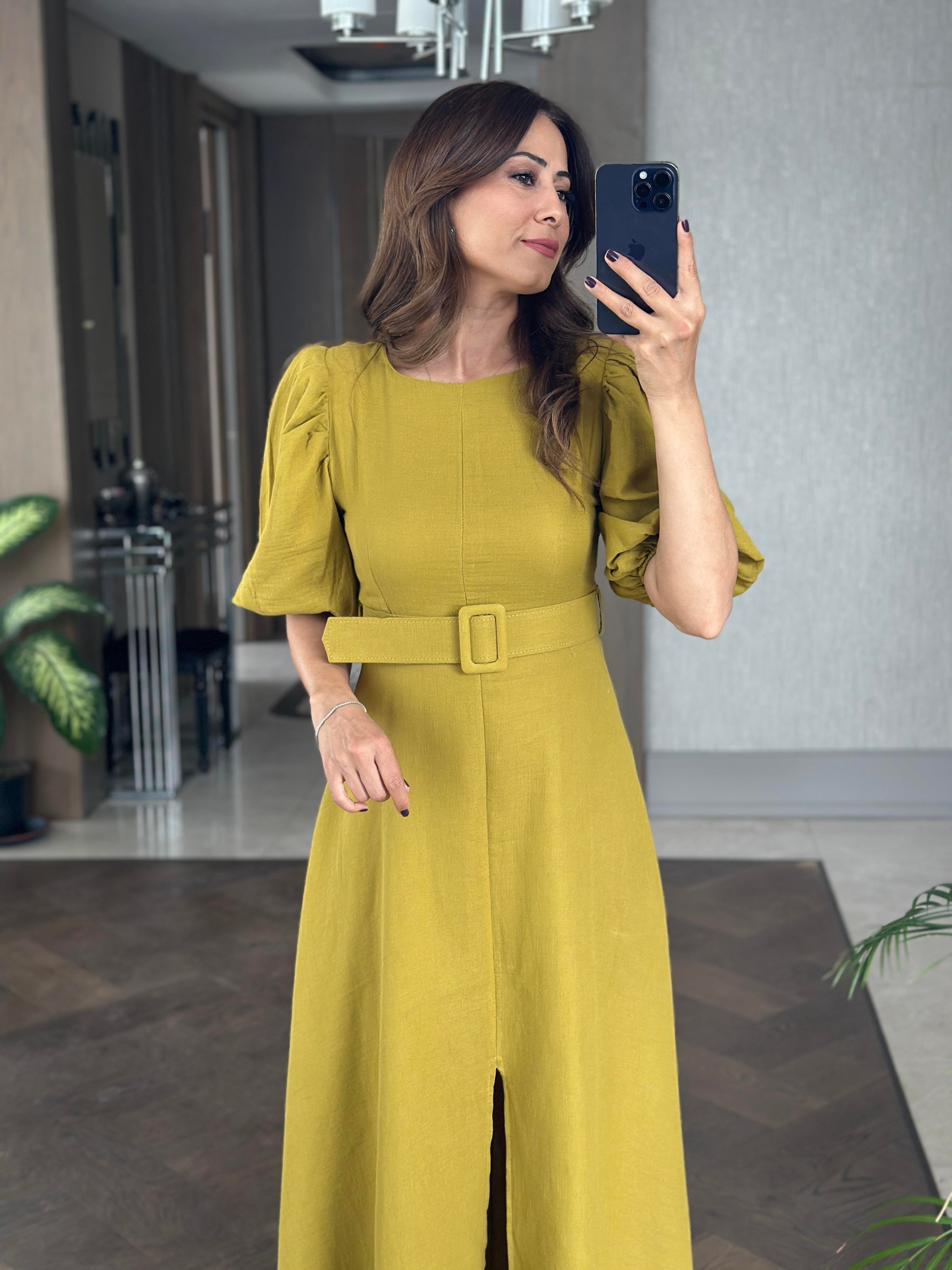 Yağ Yeşili Prenses Kol Vatkalı Kemerli Müslin Kumaş Kadın Midi Boy Elbise