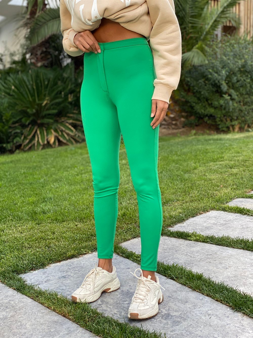 Yeşil Arka Cepli Nano Fit Kadın Pantolon