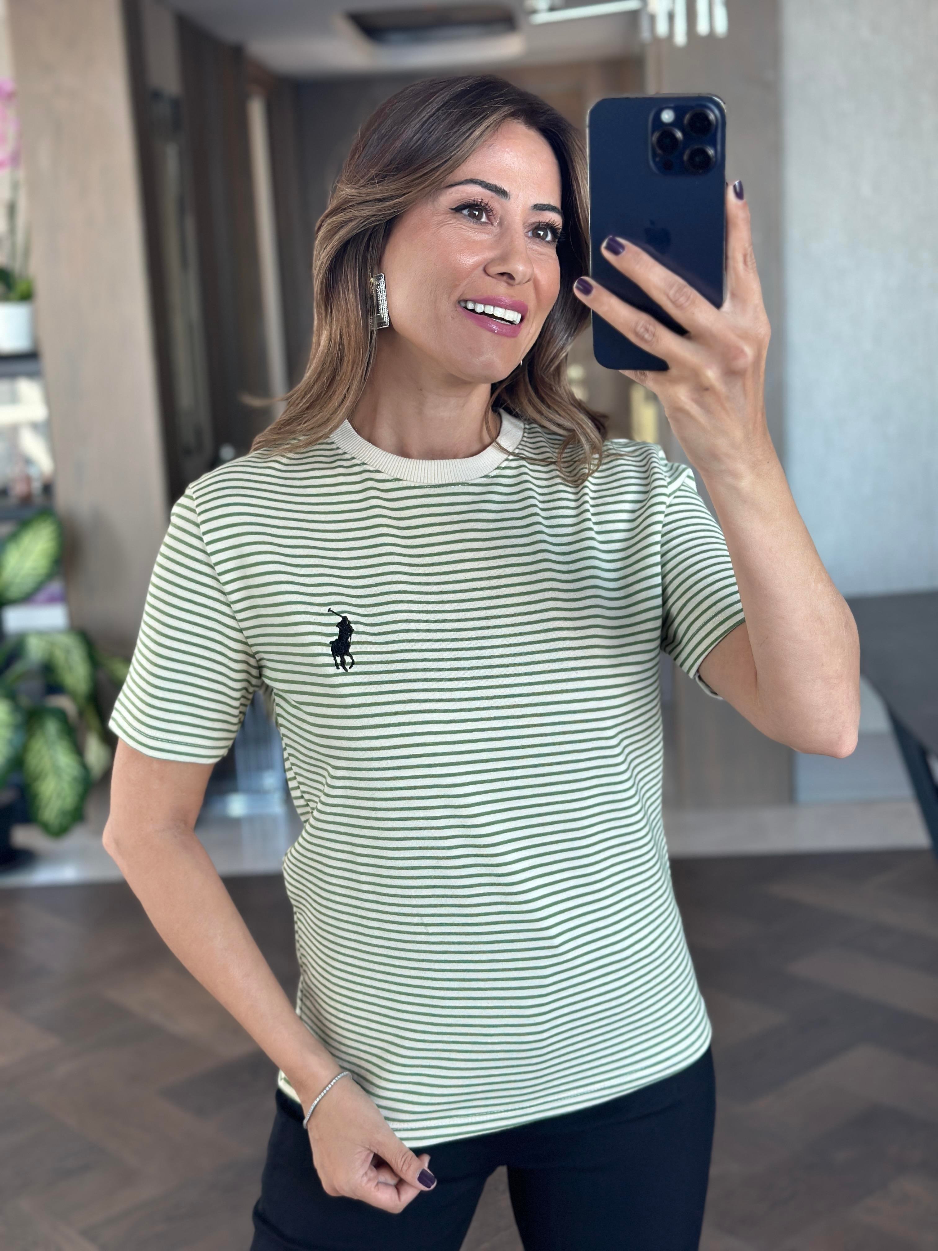 Yeşil Çizgili Nakışlı Bisiklet Yaka Kadın T-Shirt
